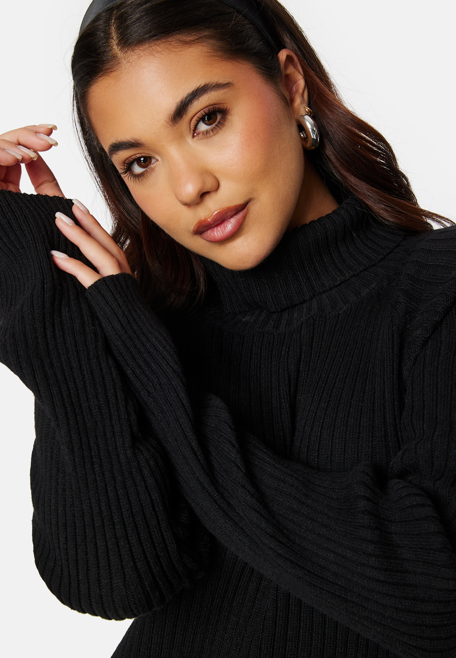 Amira knitted slit dress 2
