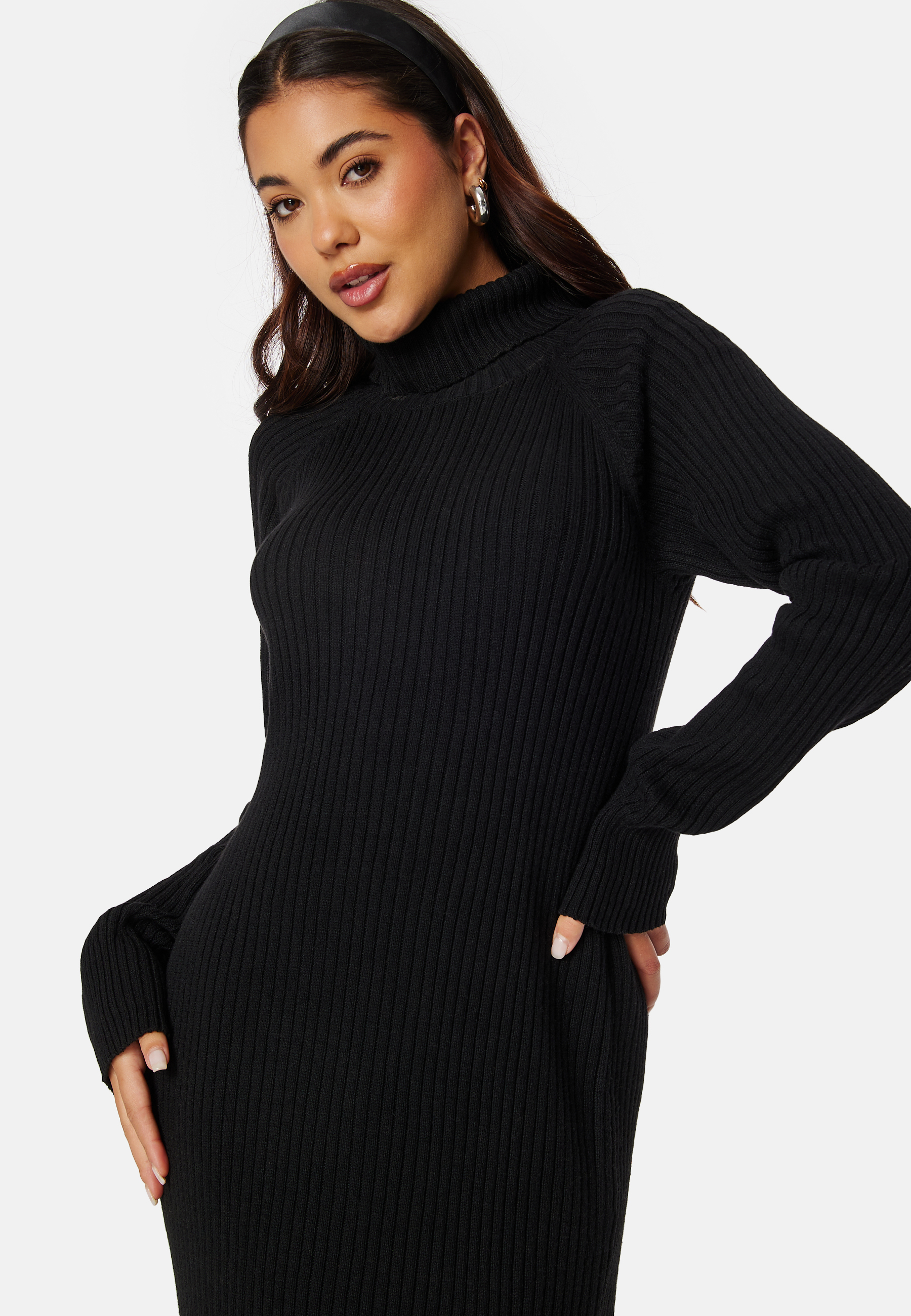 Amira knitted slit dress 3