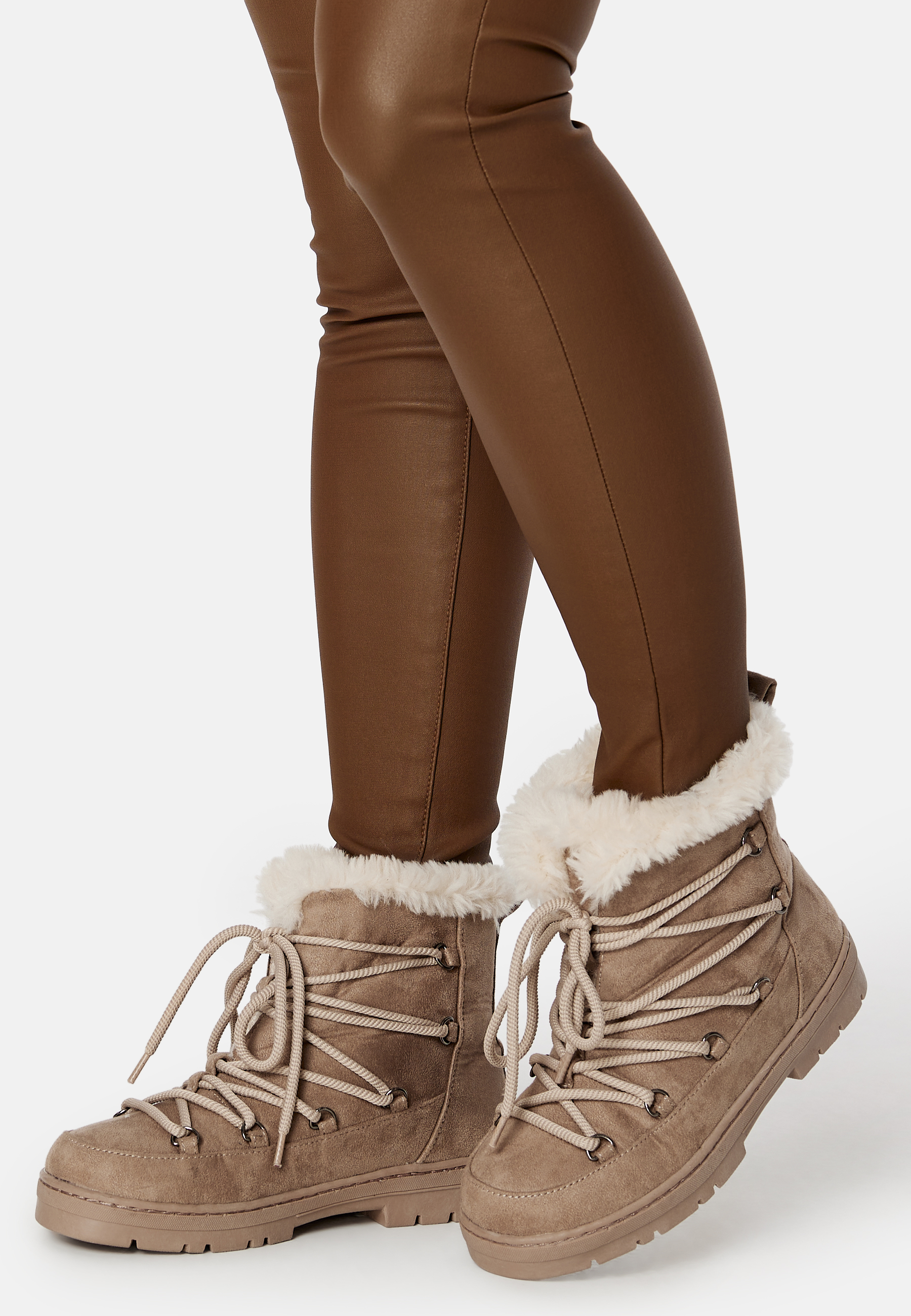 Breanna Snow Sneakers 4
