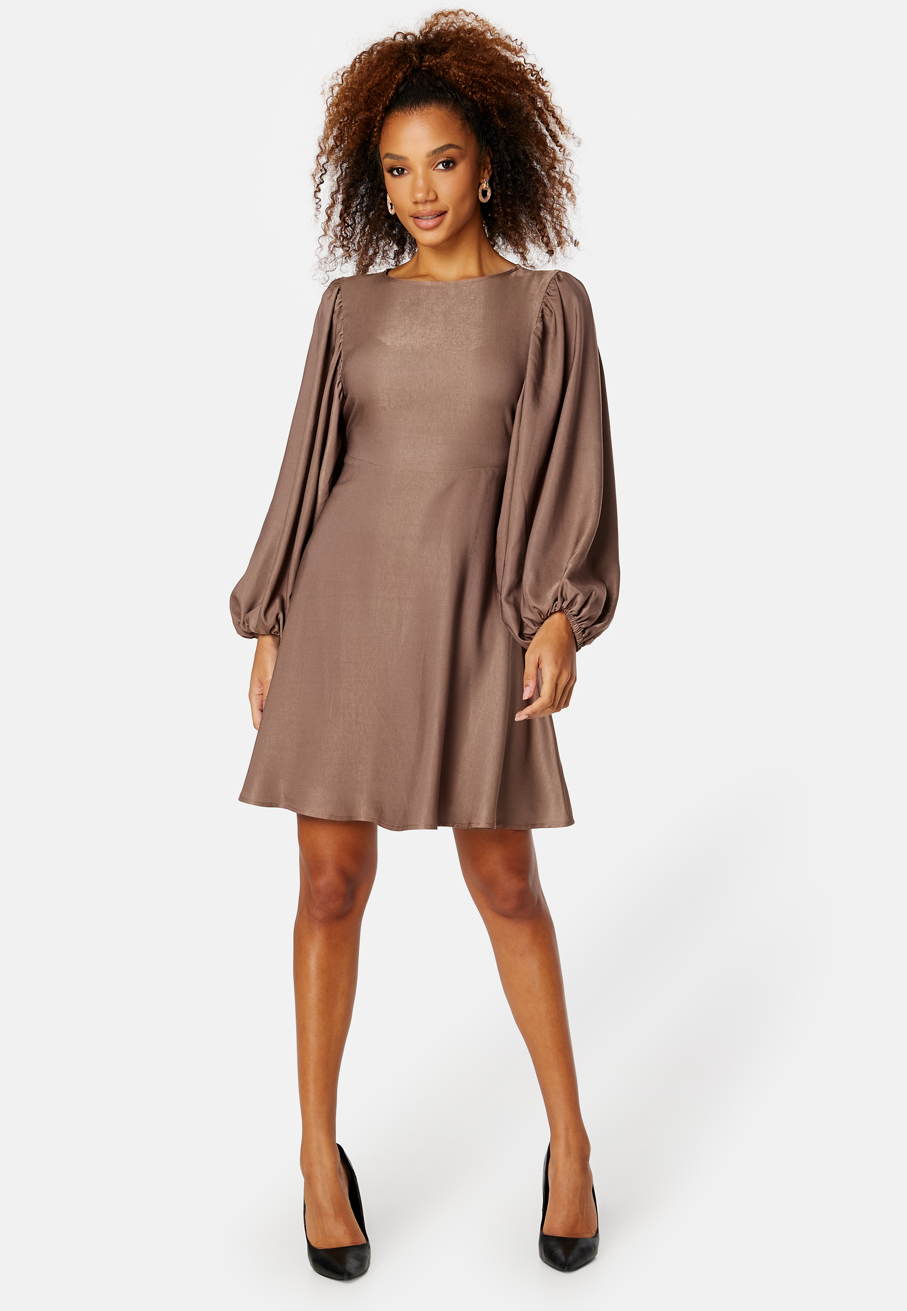 Charli Balloon Sleeve Dress 2
