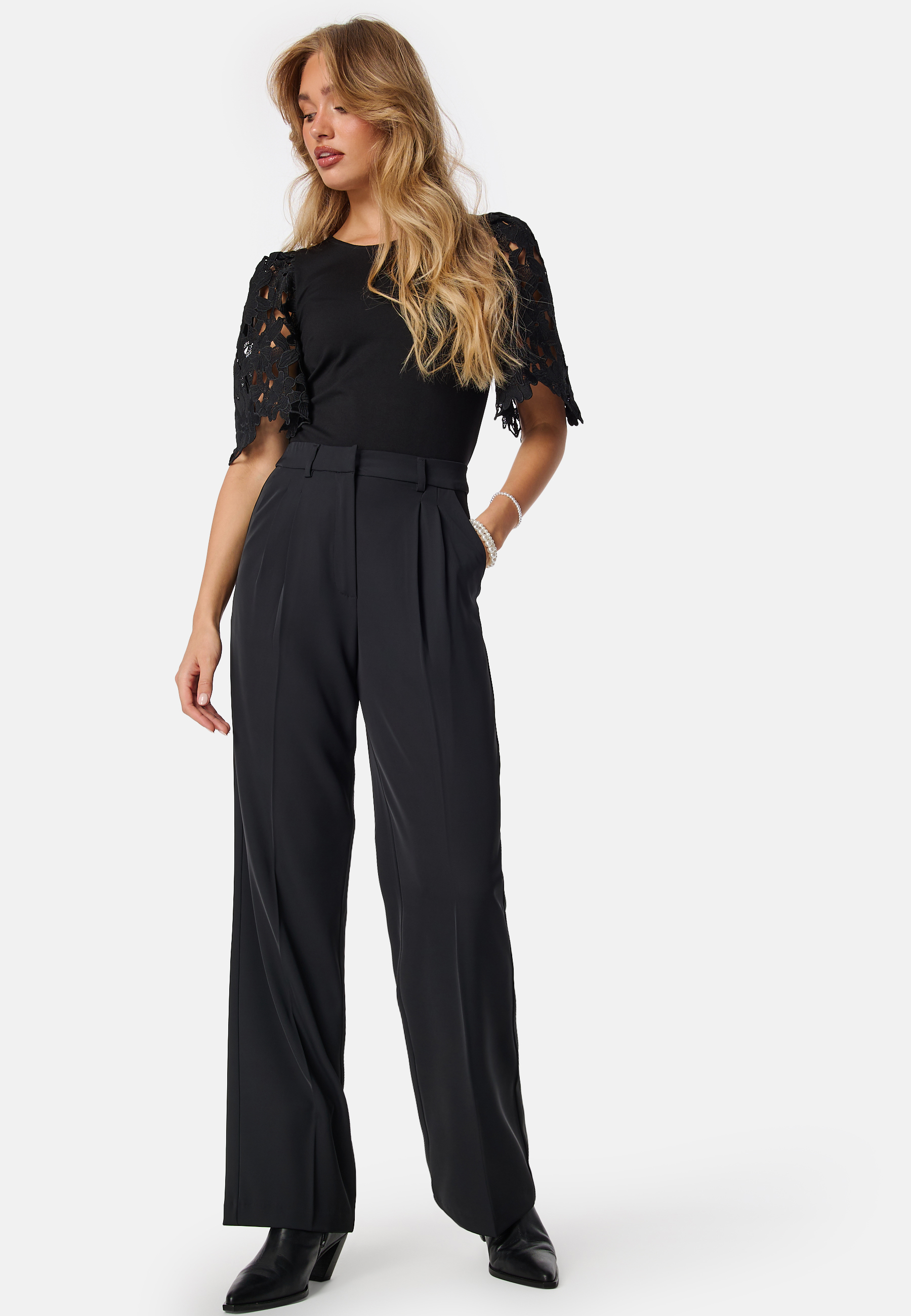 Contrast Lace Sleeve Top 2