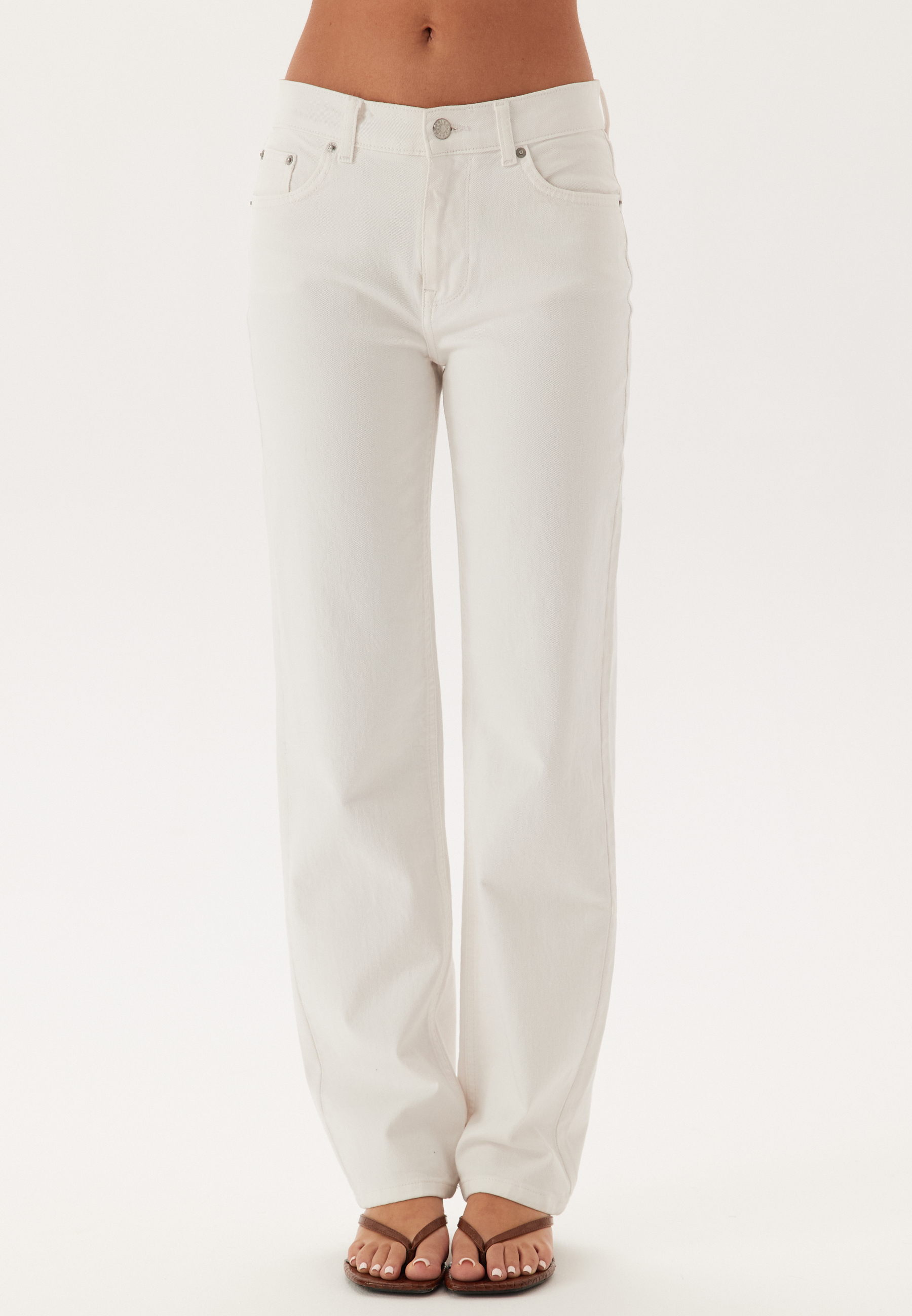 Low Waist Straight Jeans 3