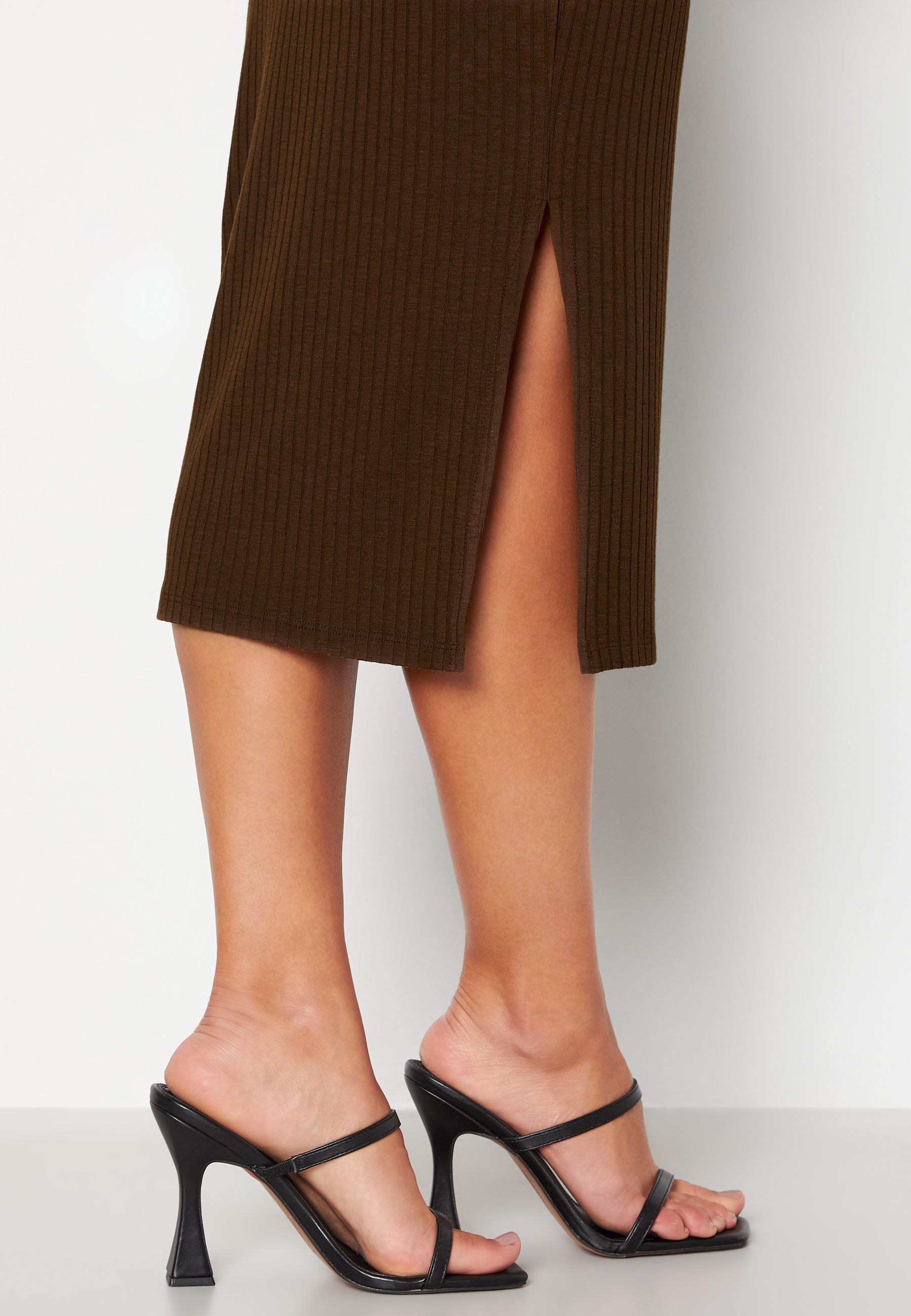 Marion halterneck rib dress 4