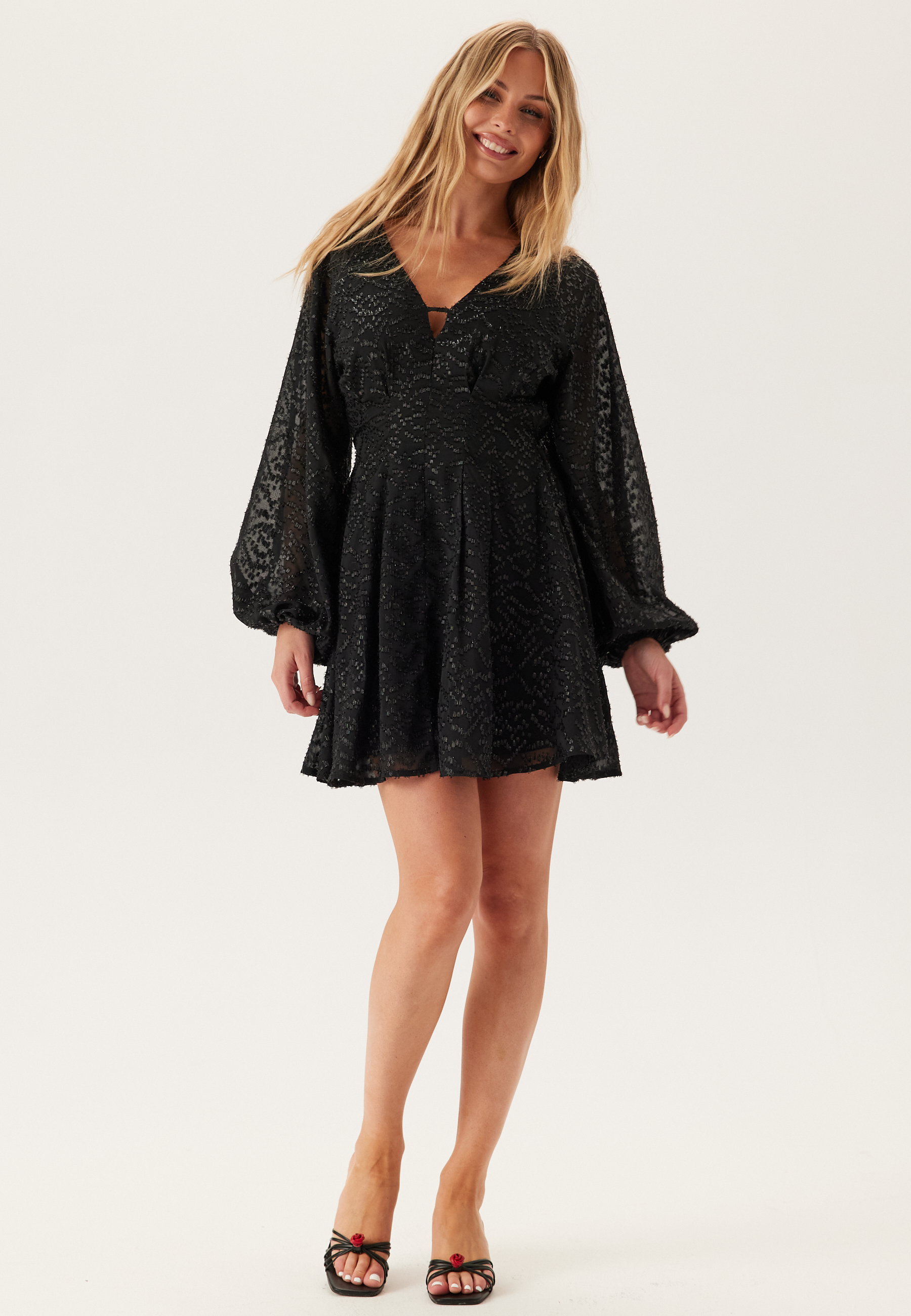 3D Lurex Raglan Sleeve Short Dress 2