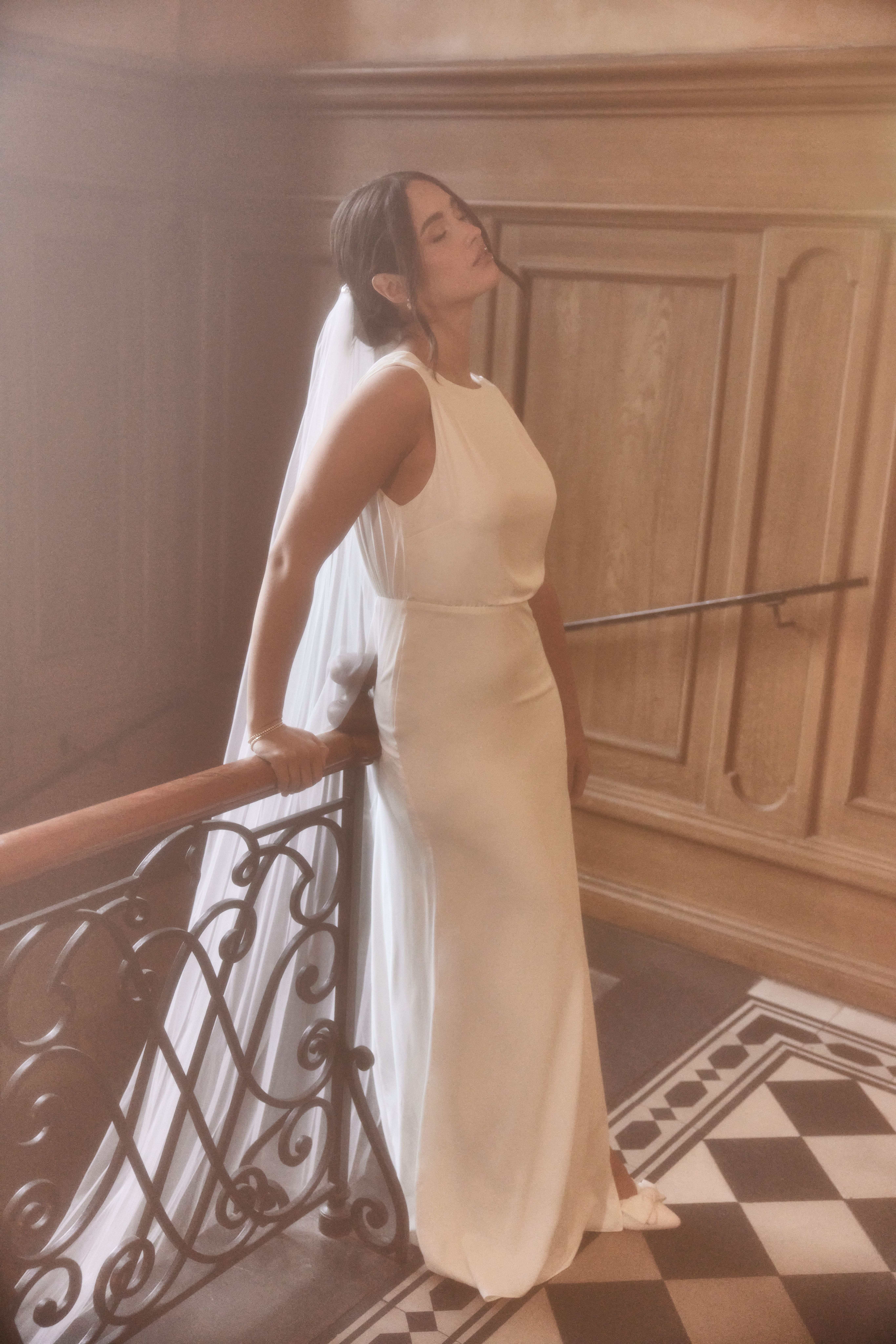 Open Back Sleeveless Wedding Gown