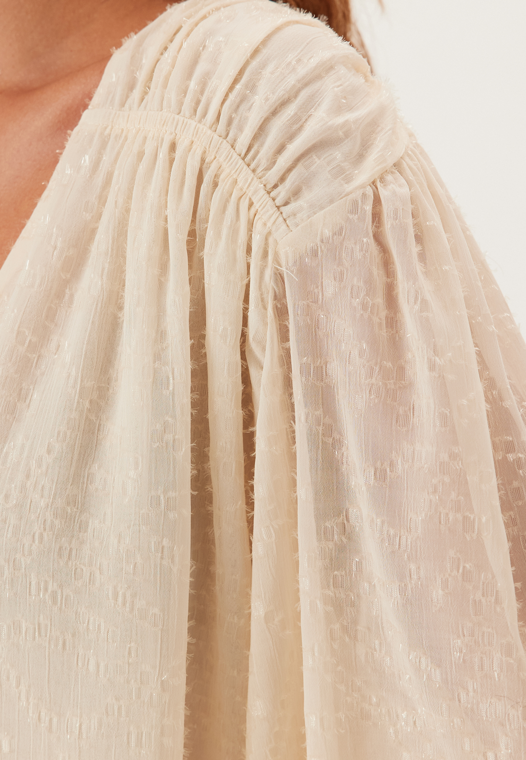 Flowy Chiffon Blouse 3