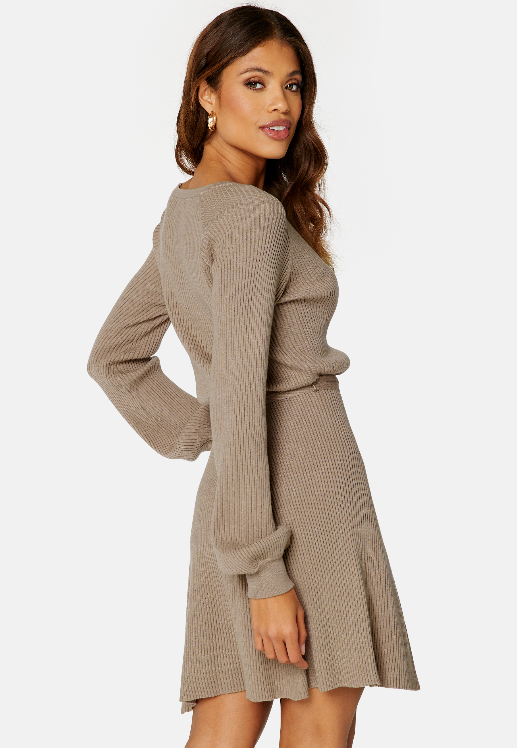 Sandy knitted dress 6
