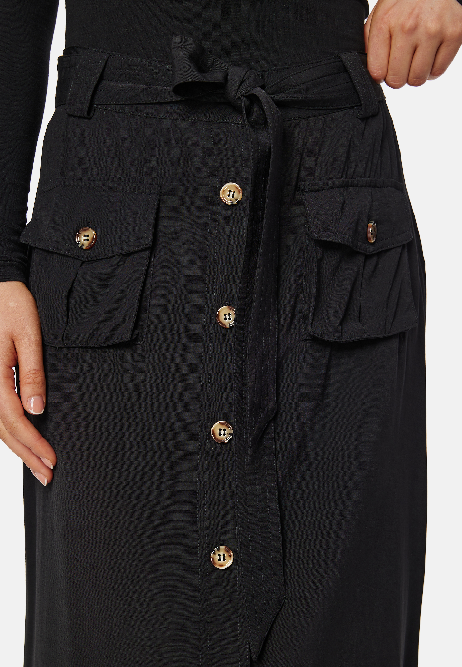 Shaima Cargo Skirt 3