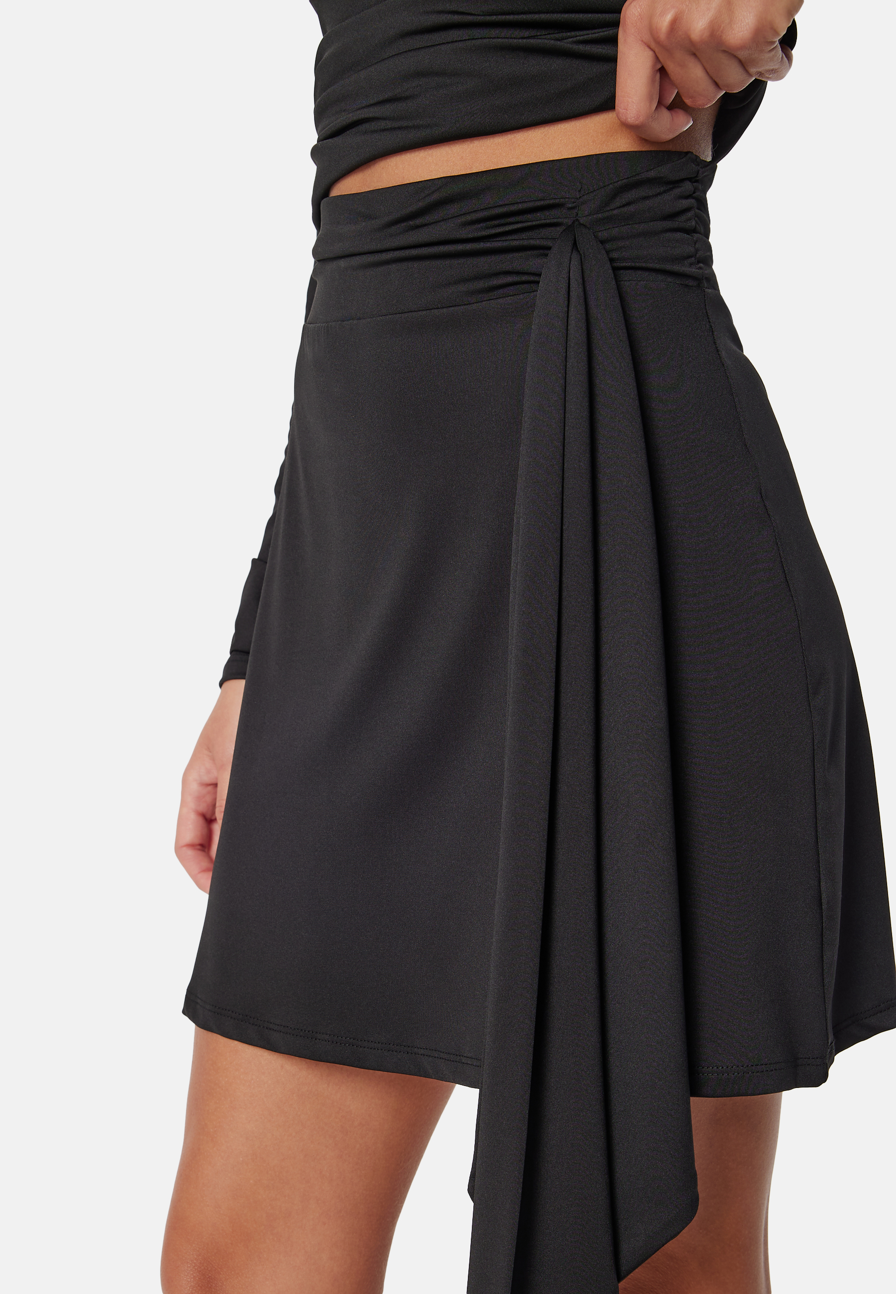 Tie Short Skirt 3