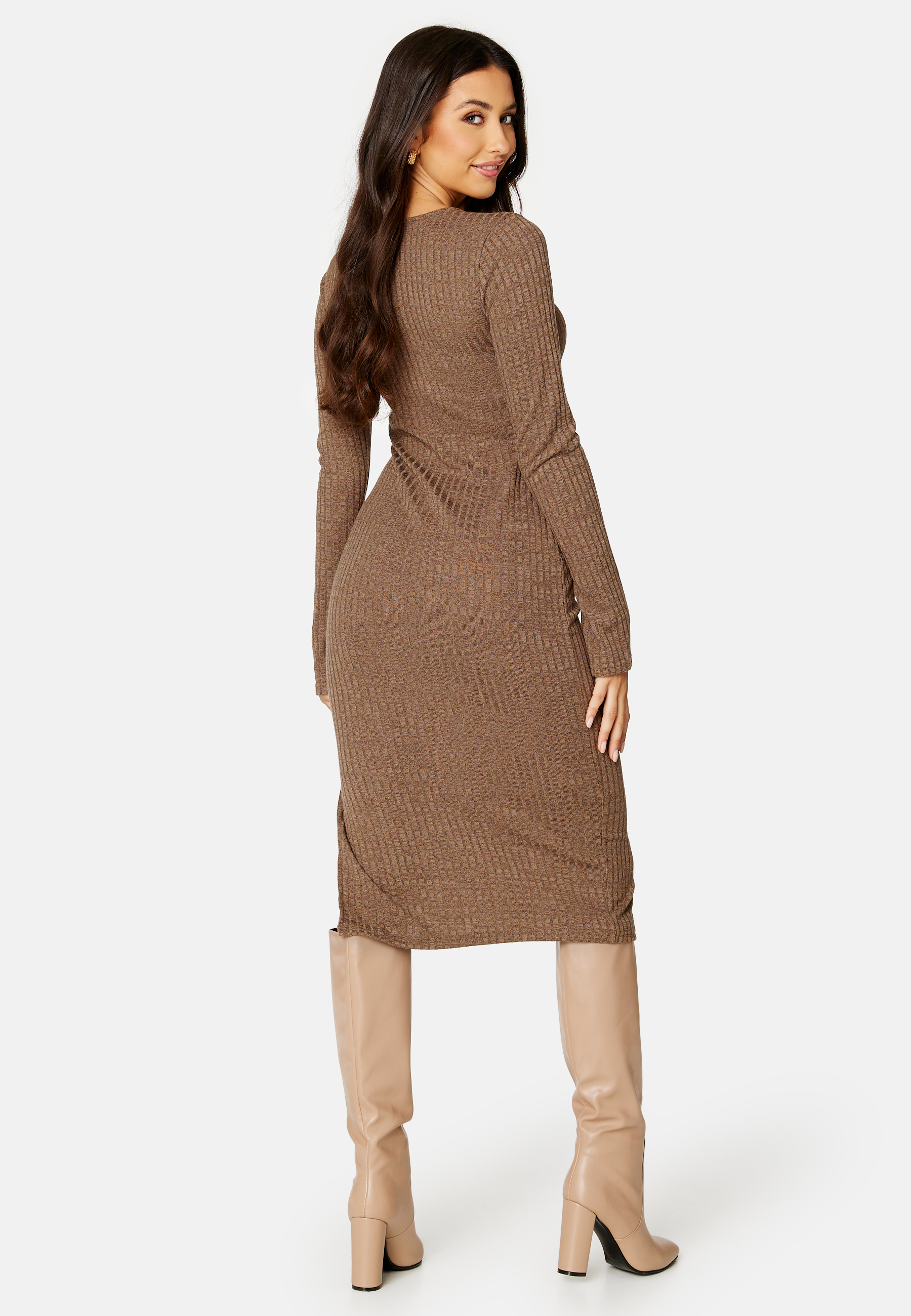 Winter deep V-neck dress 5