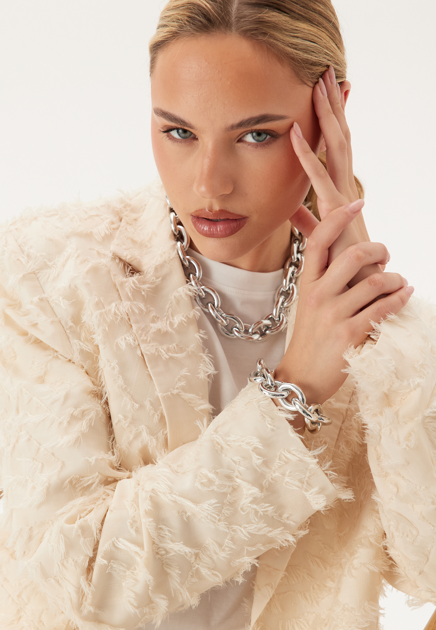 Bonnie Necklace 2