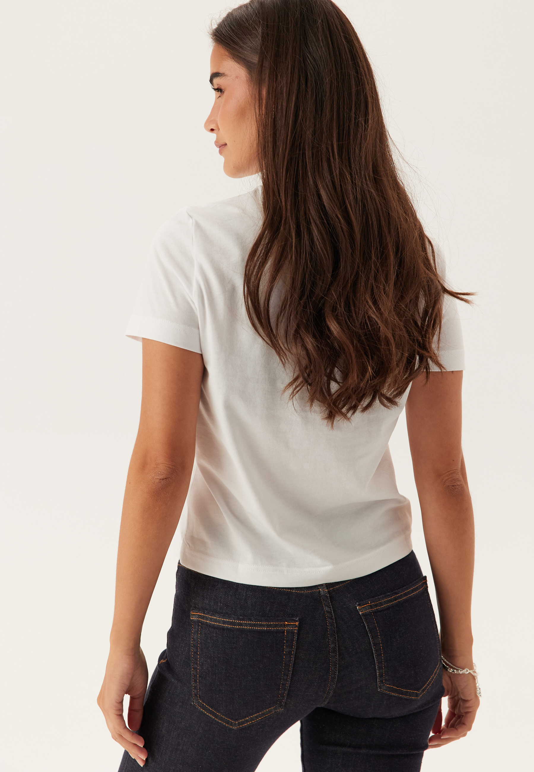 Ss Fitted Script Calvin Klein Te 2