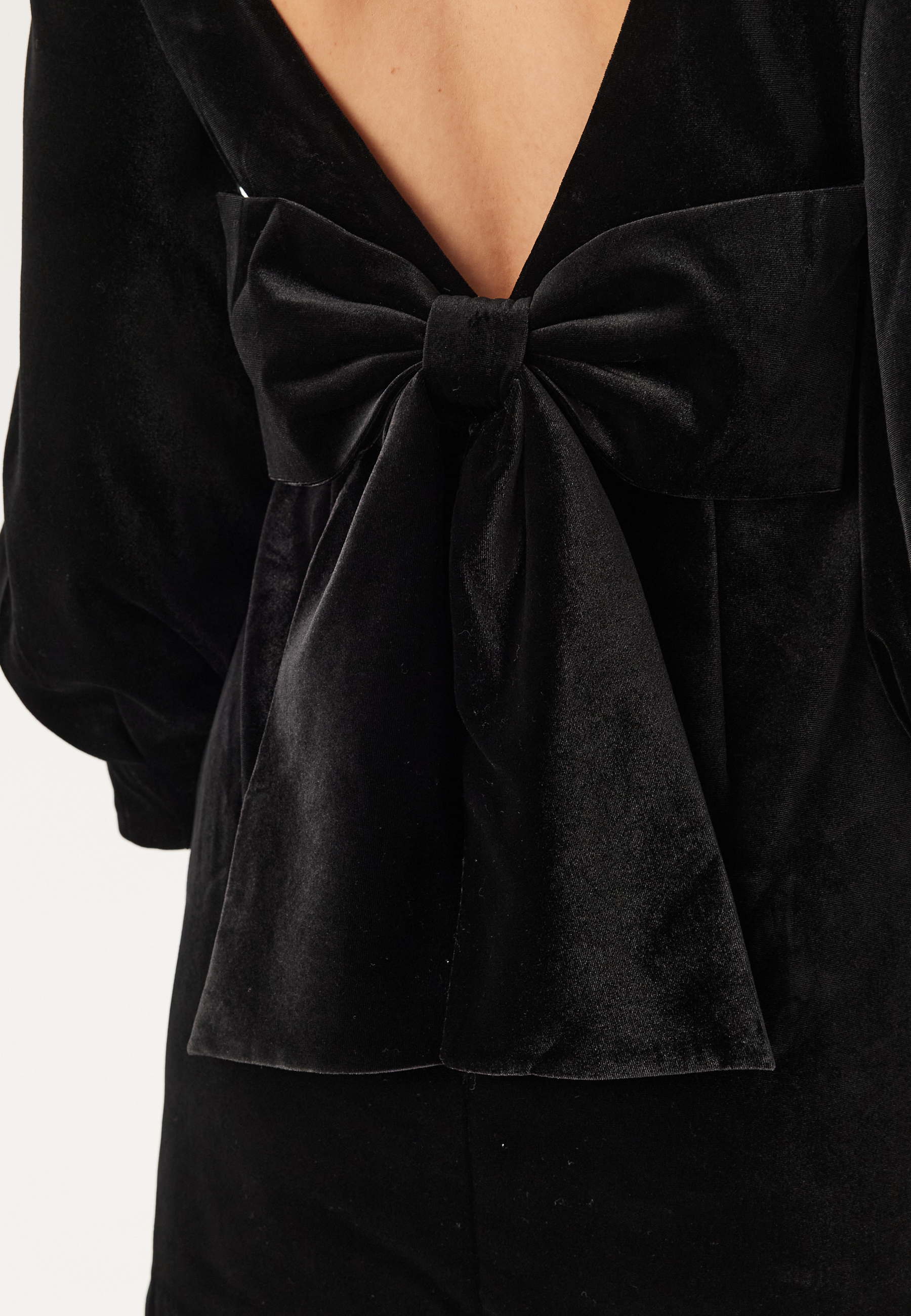 Josilyn Velvet Bow Back Mini 3