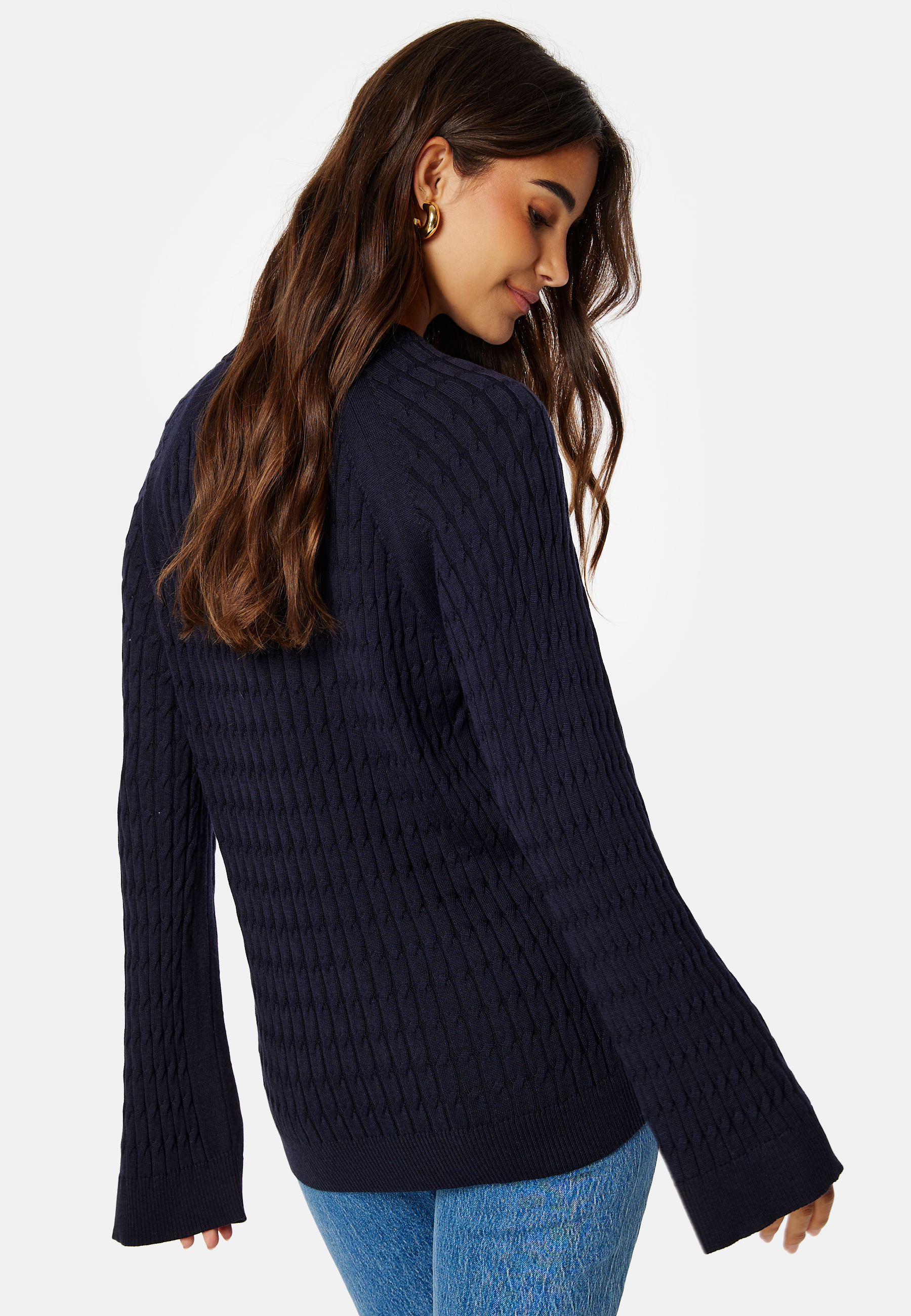 Cable Knit C-Neck 2