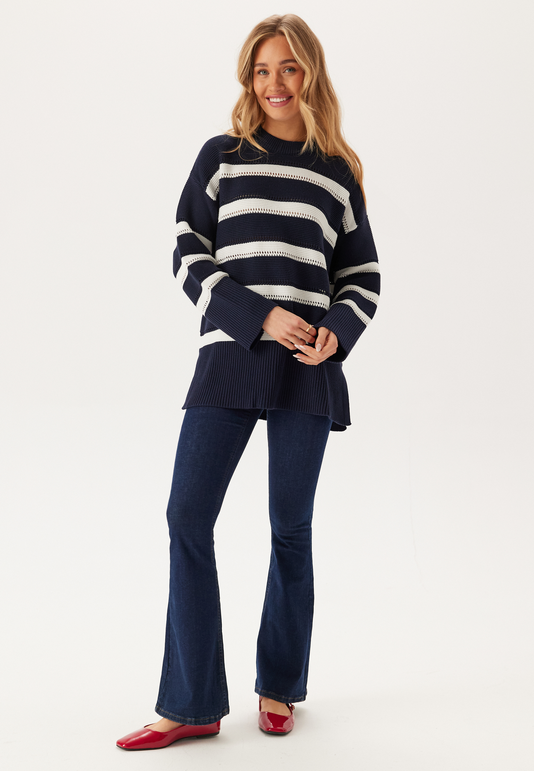 Striped Textured C-neck 2