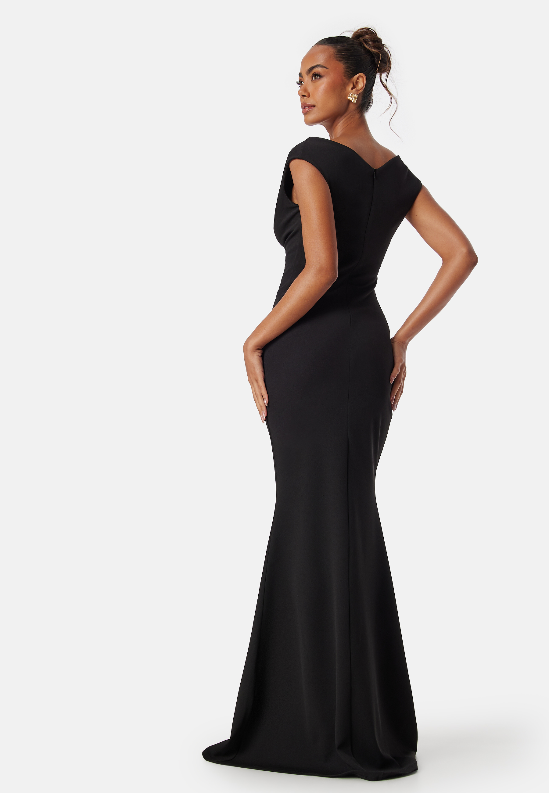 Bardot Pleat Maxi Dress 3