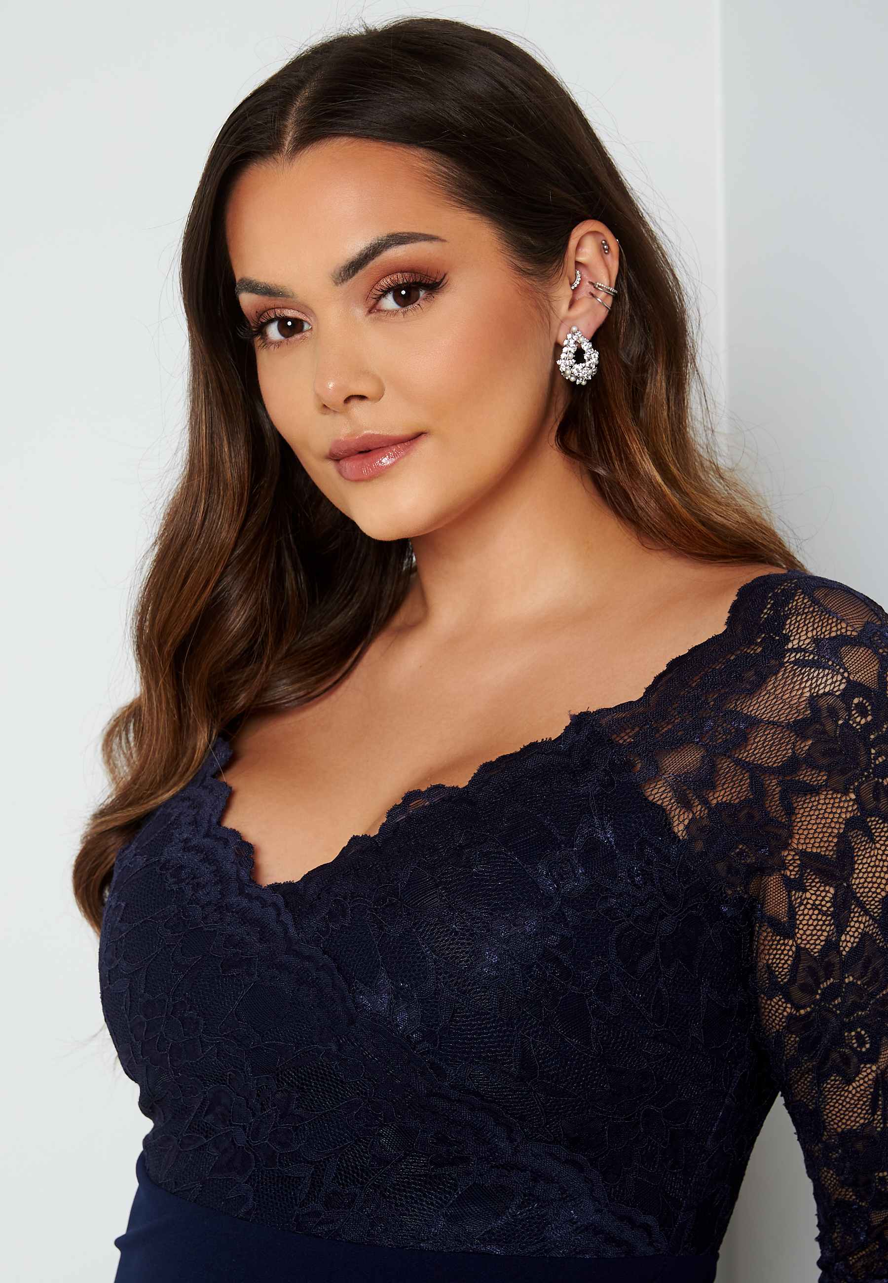 Long Sleeve Lace Trim Maxi Dress 3
