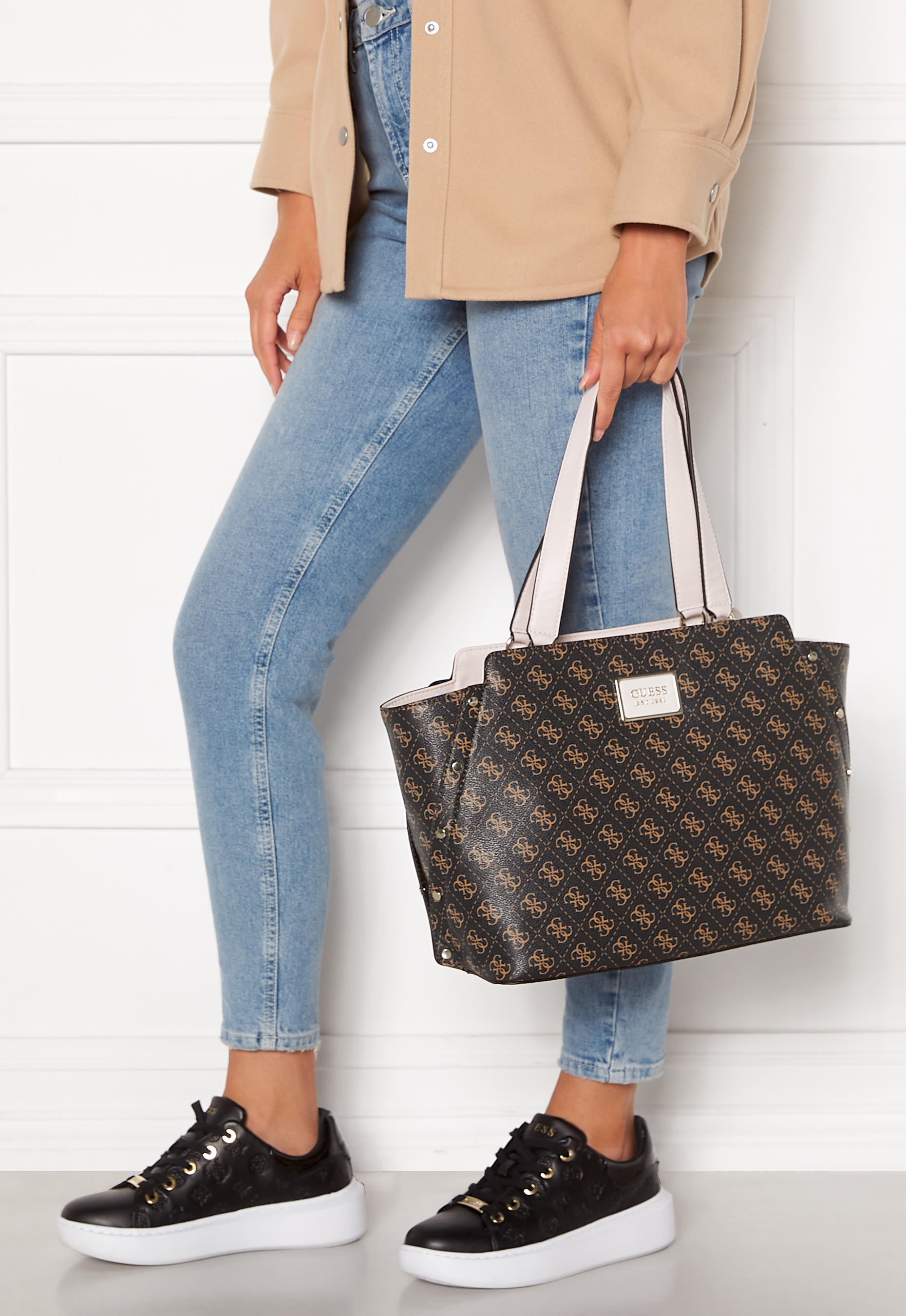 Tyren Girlfriend CarryAll