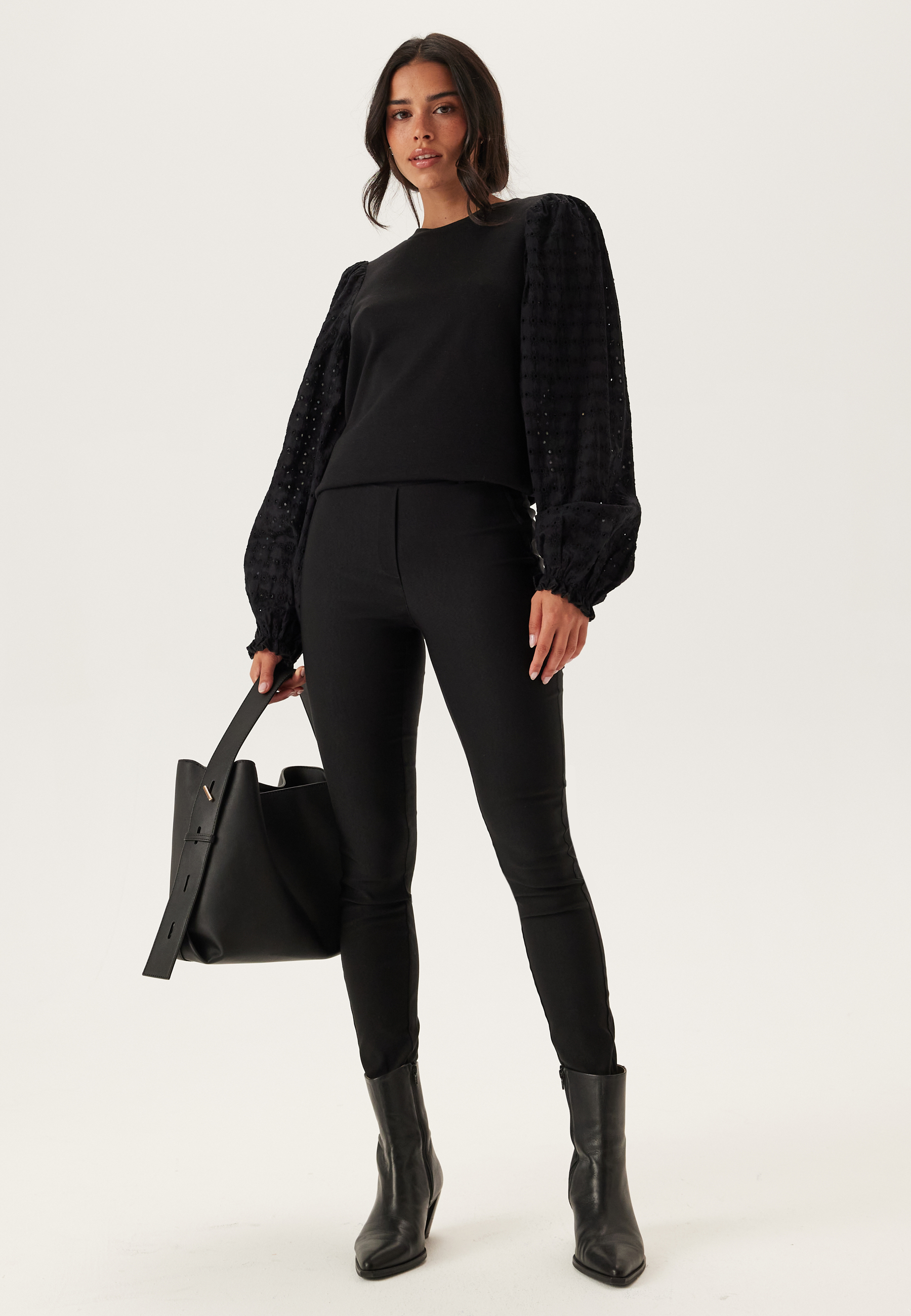 Broderie Anglaise Sleeve Top 3