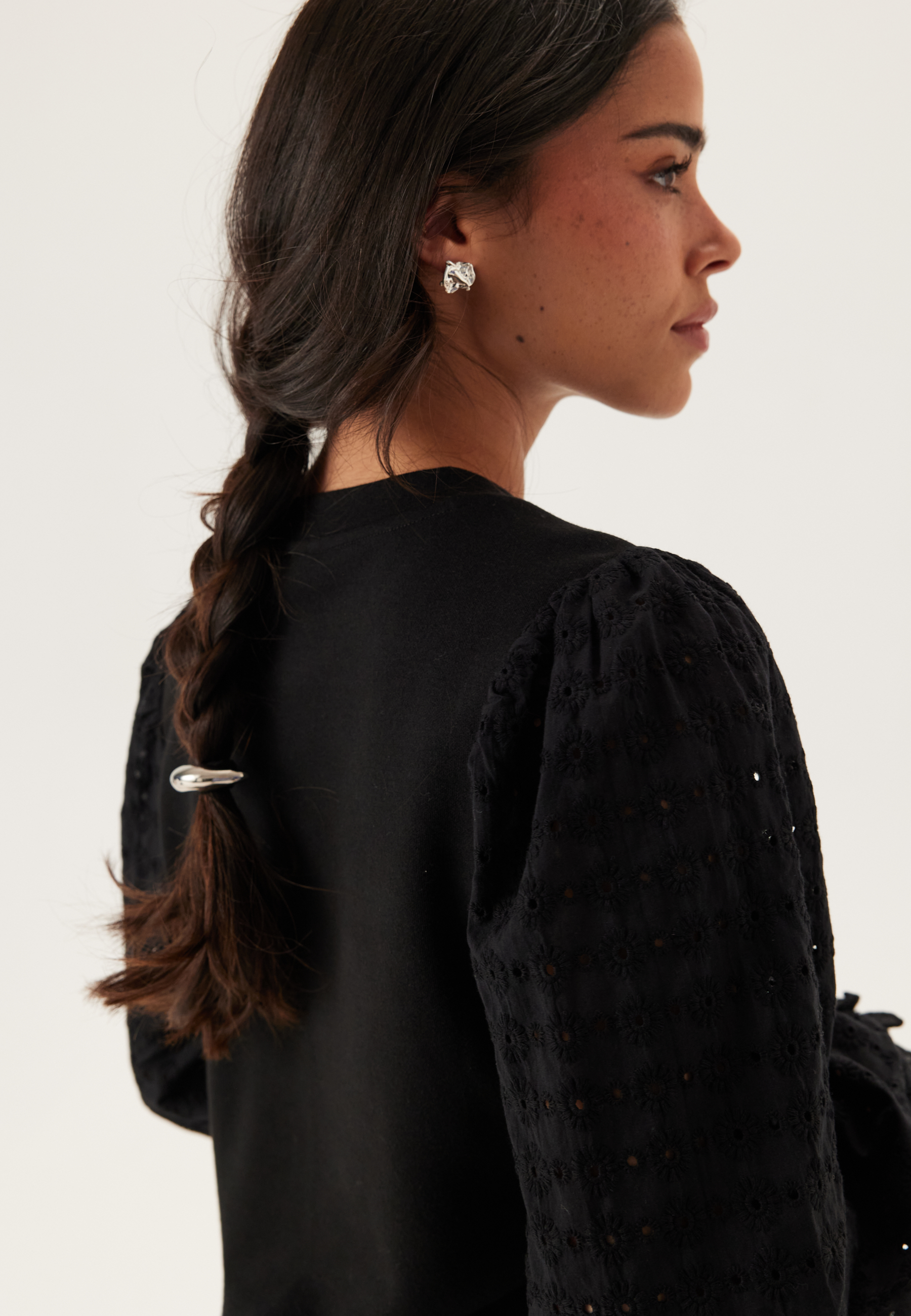 Broderie Anglaise Sleeve Top 4