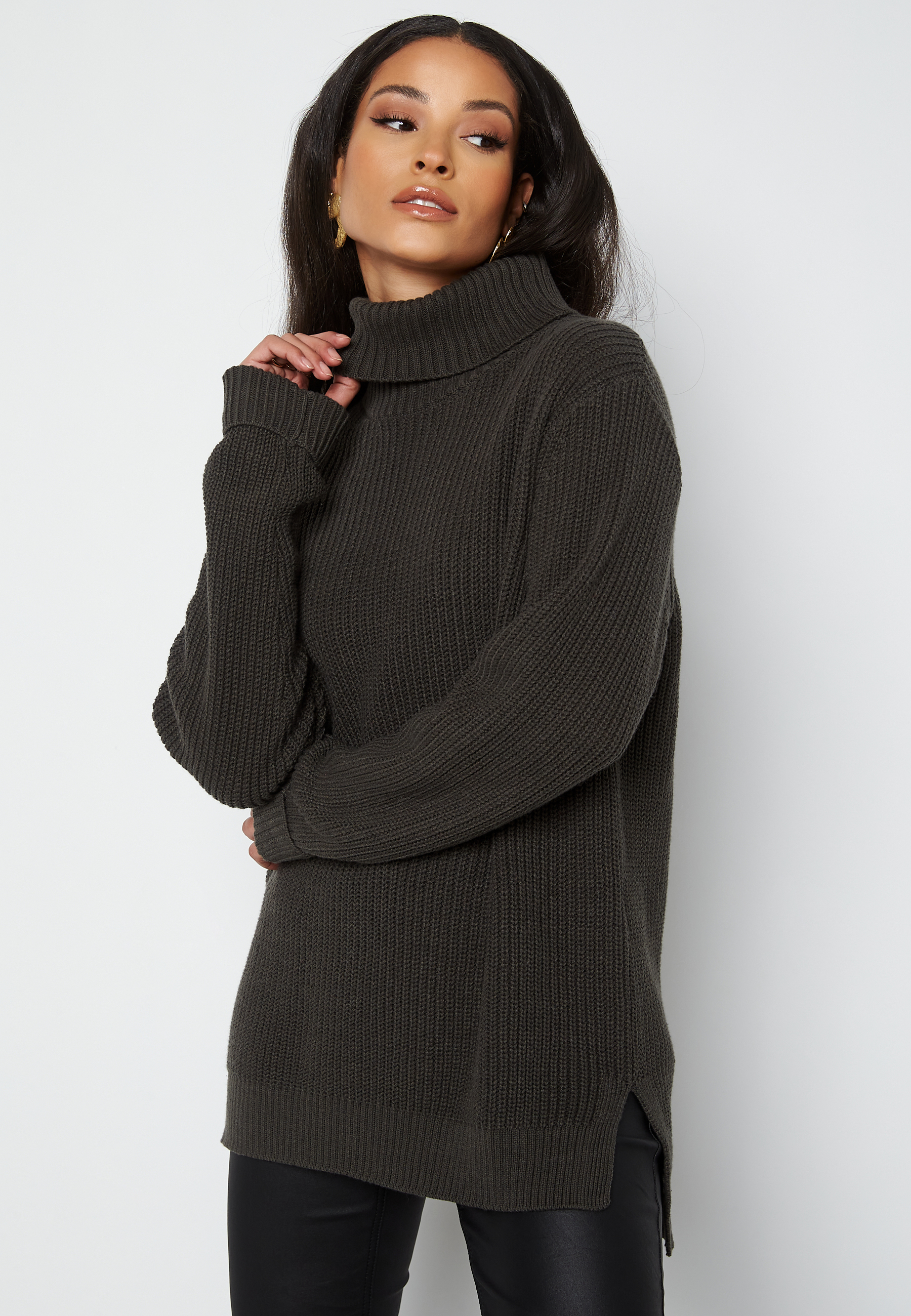Lucy turtle neck sweater 3
