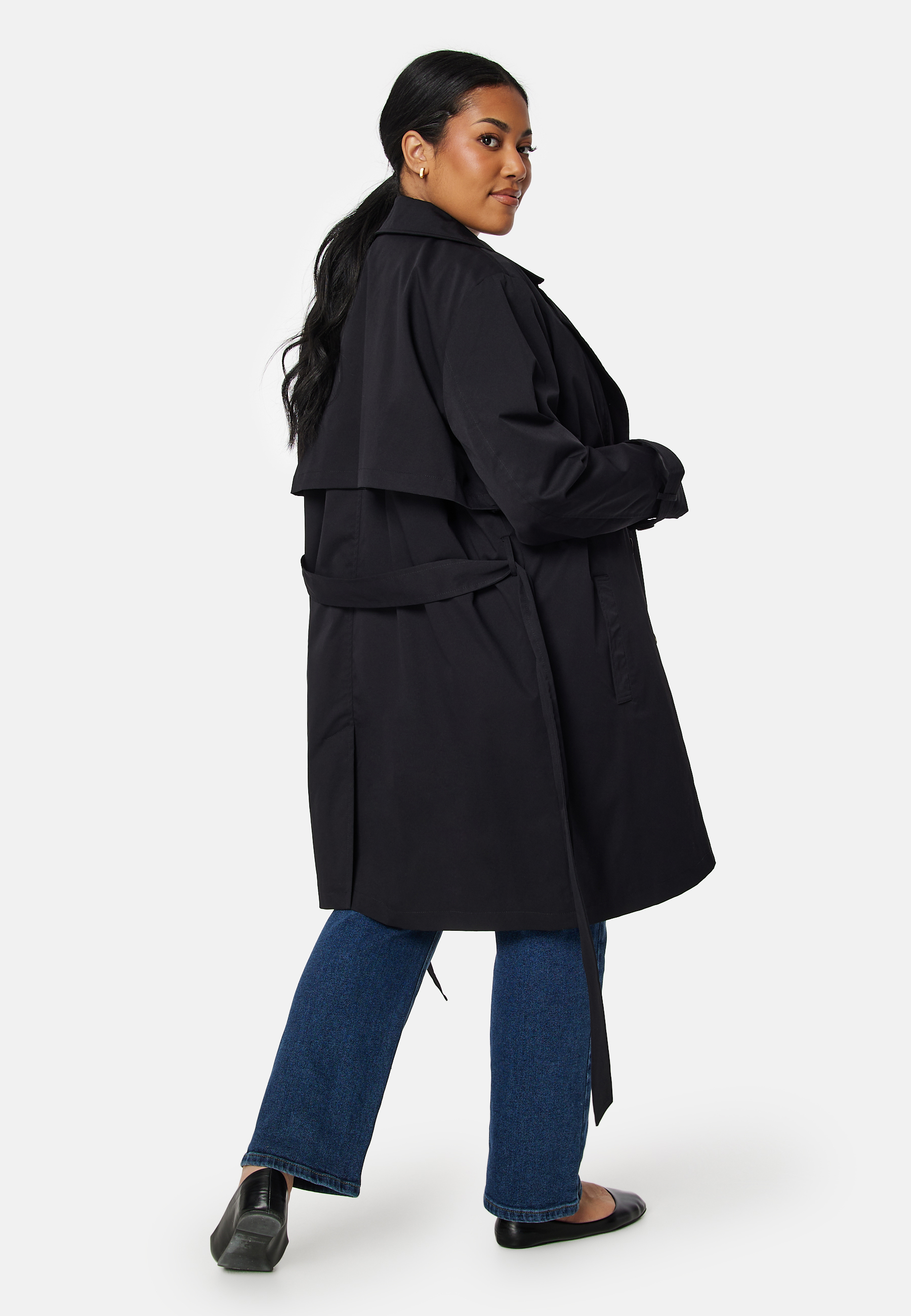 Double Breasted Trenchcoat 6