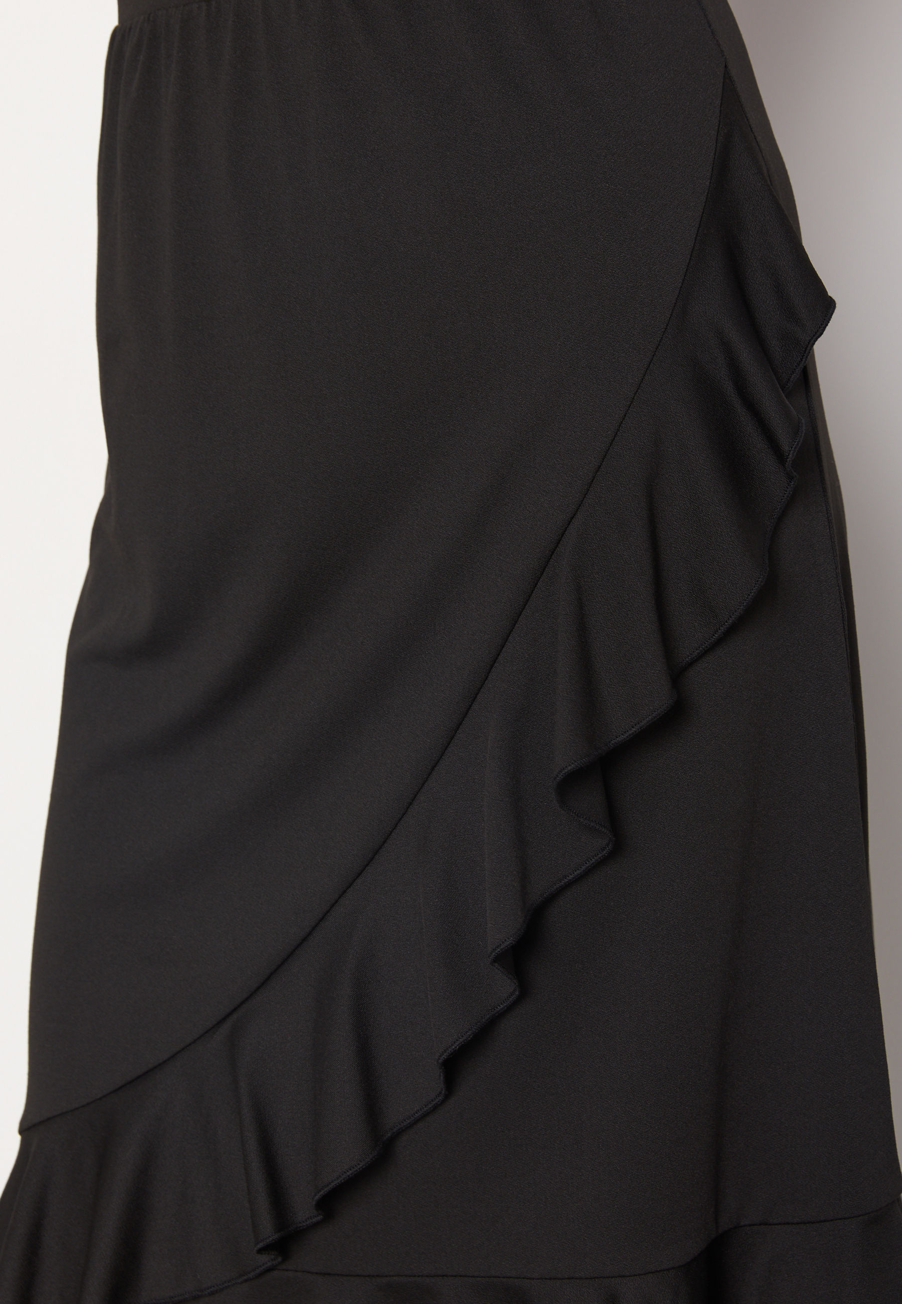 Sandy frill skirt 3