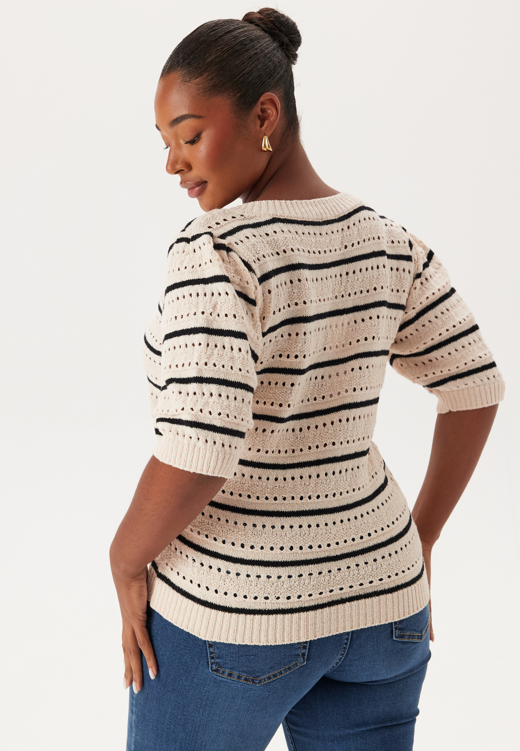 Short Sleeve Knit Sweater 6