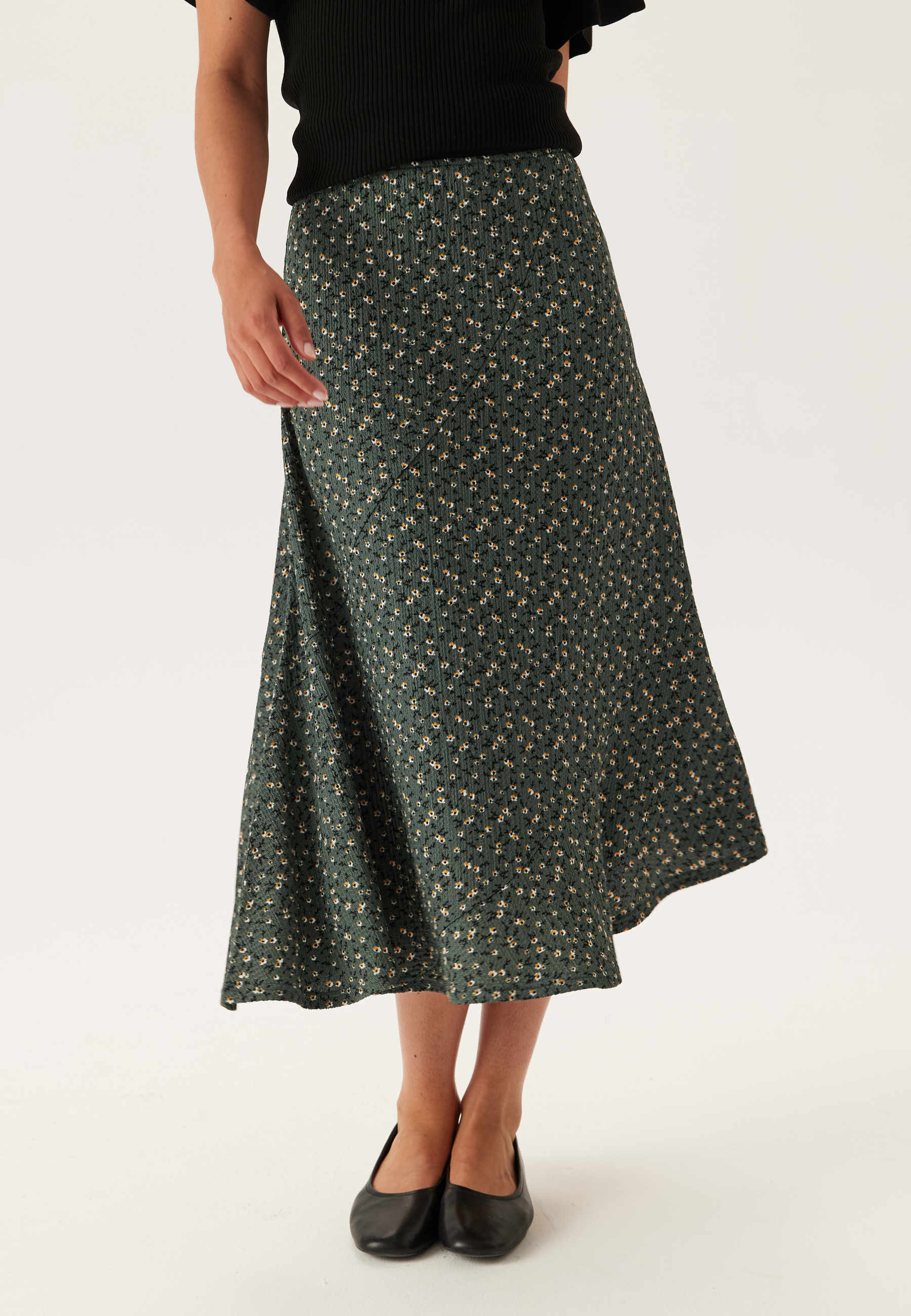 Structured Asymmetric Skirt 2