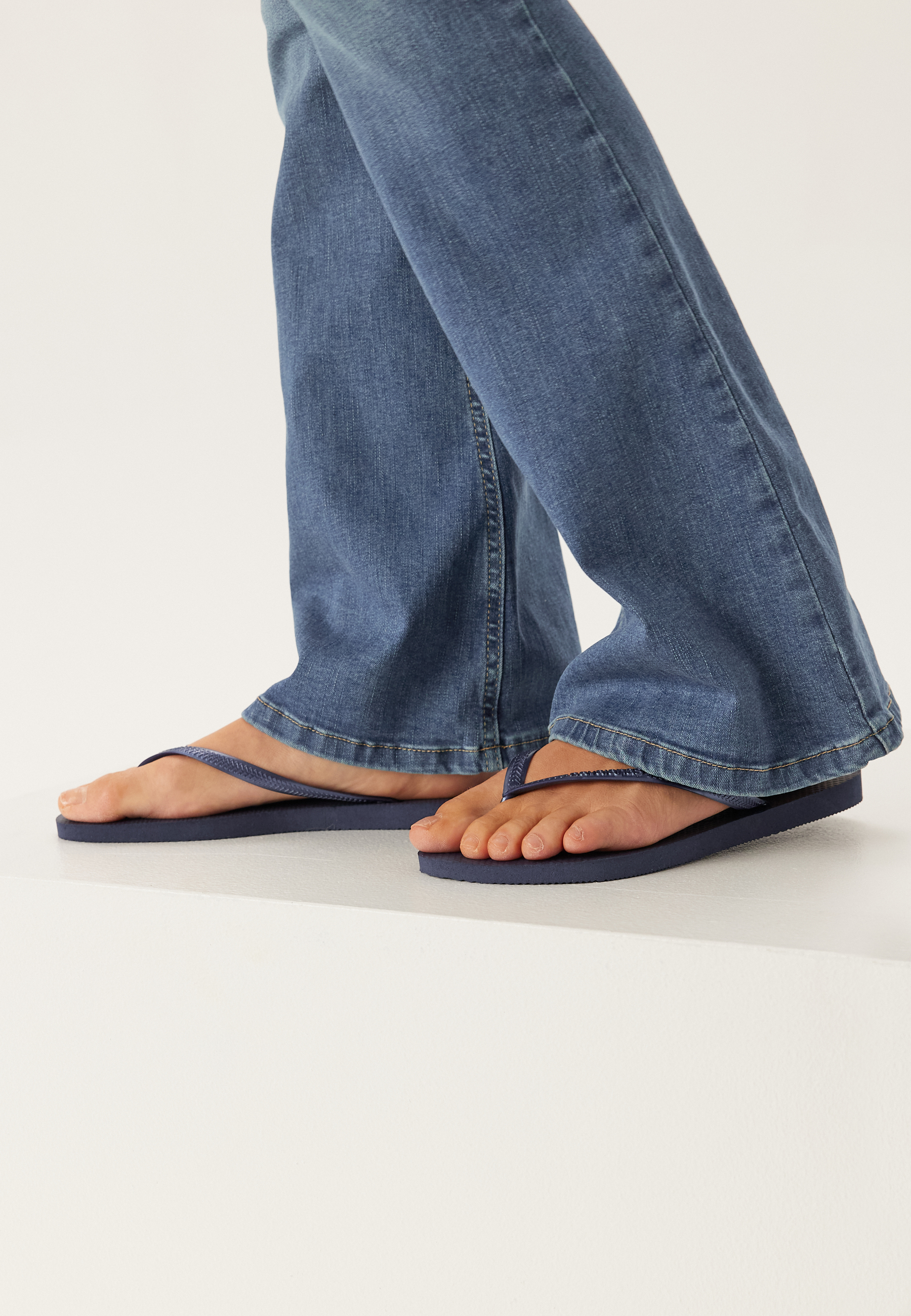 Alternativ bild 1 för Havaianas Slim Marin Strl 35/36  Dam
