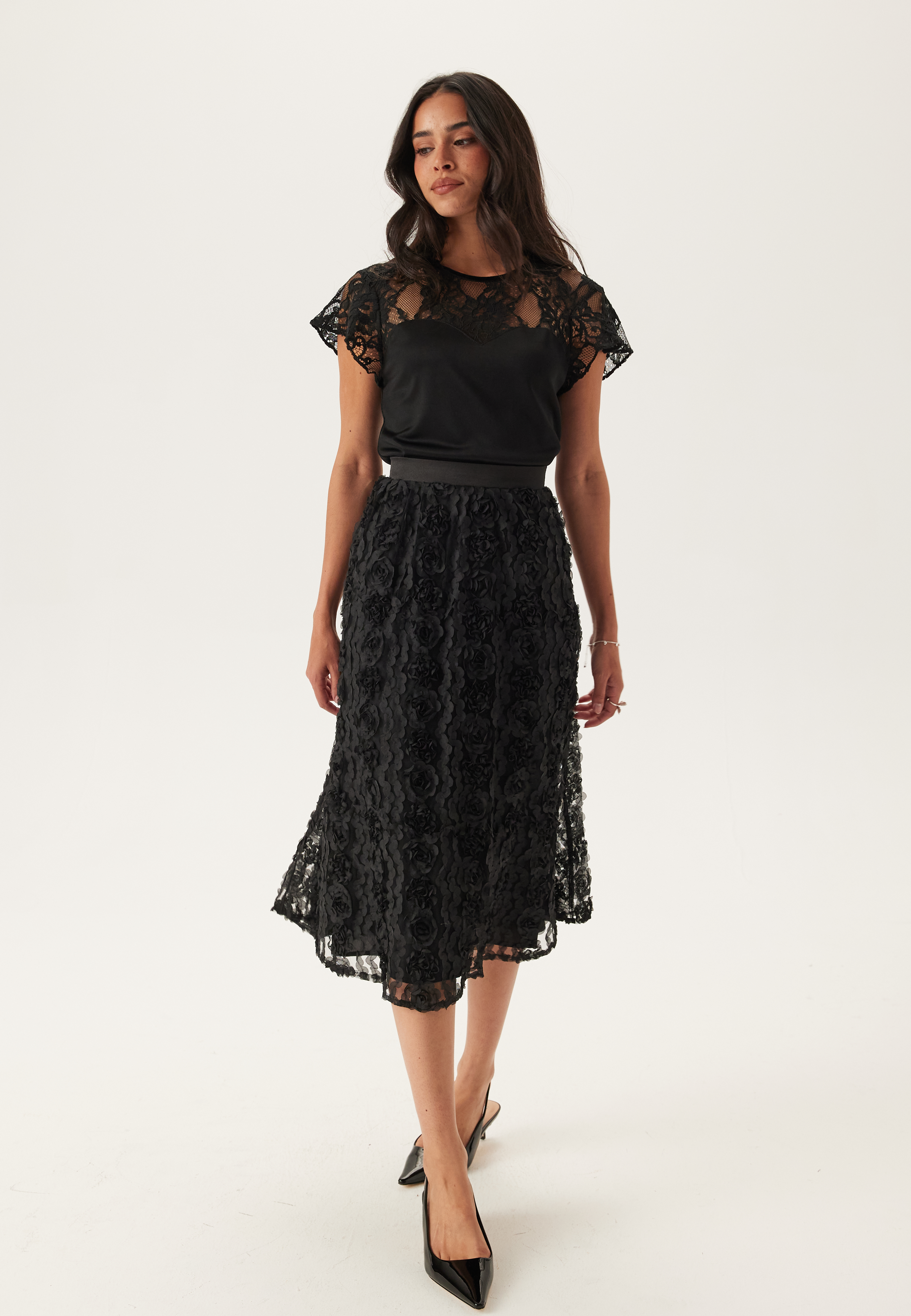 Leah Top 2