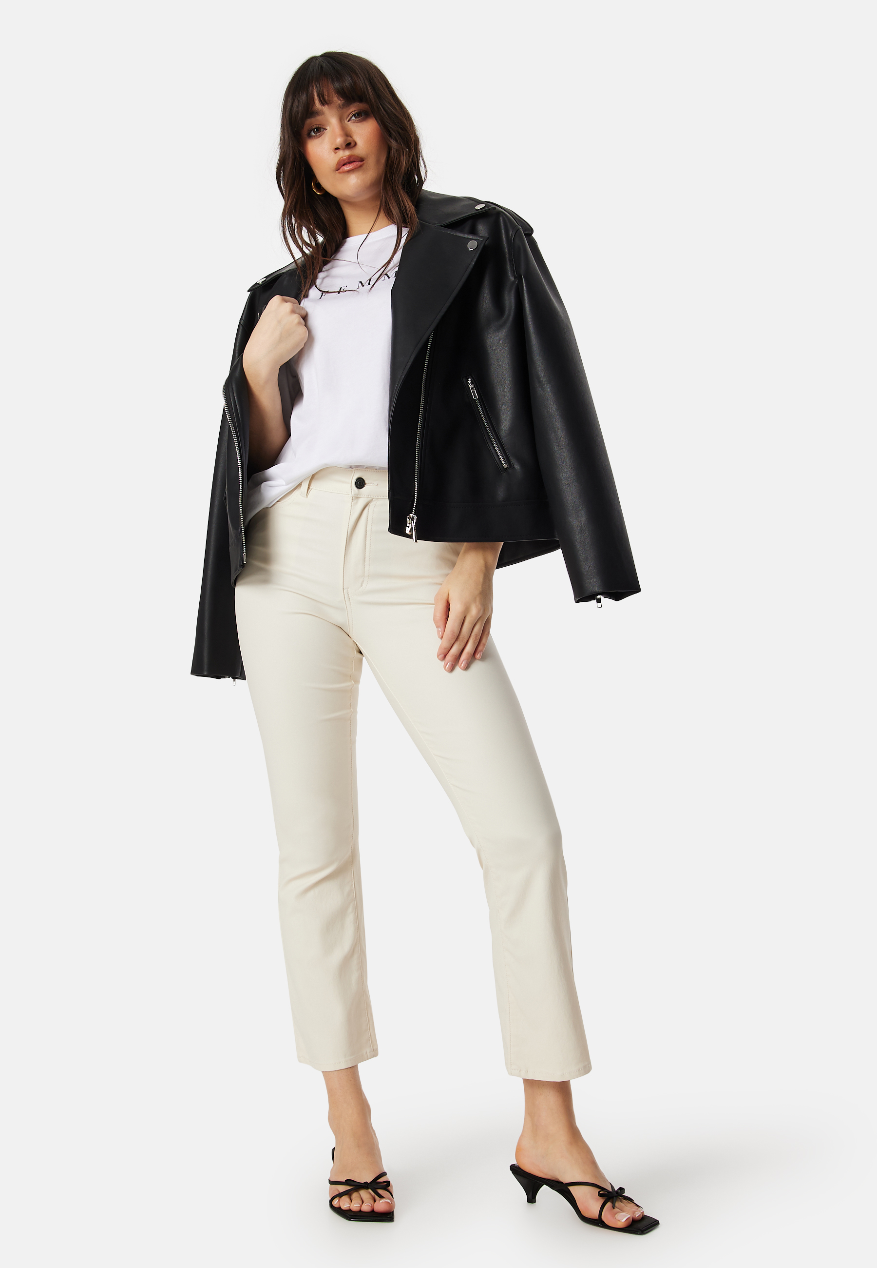 Belle 7/8 Coated Flared Pant 2
