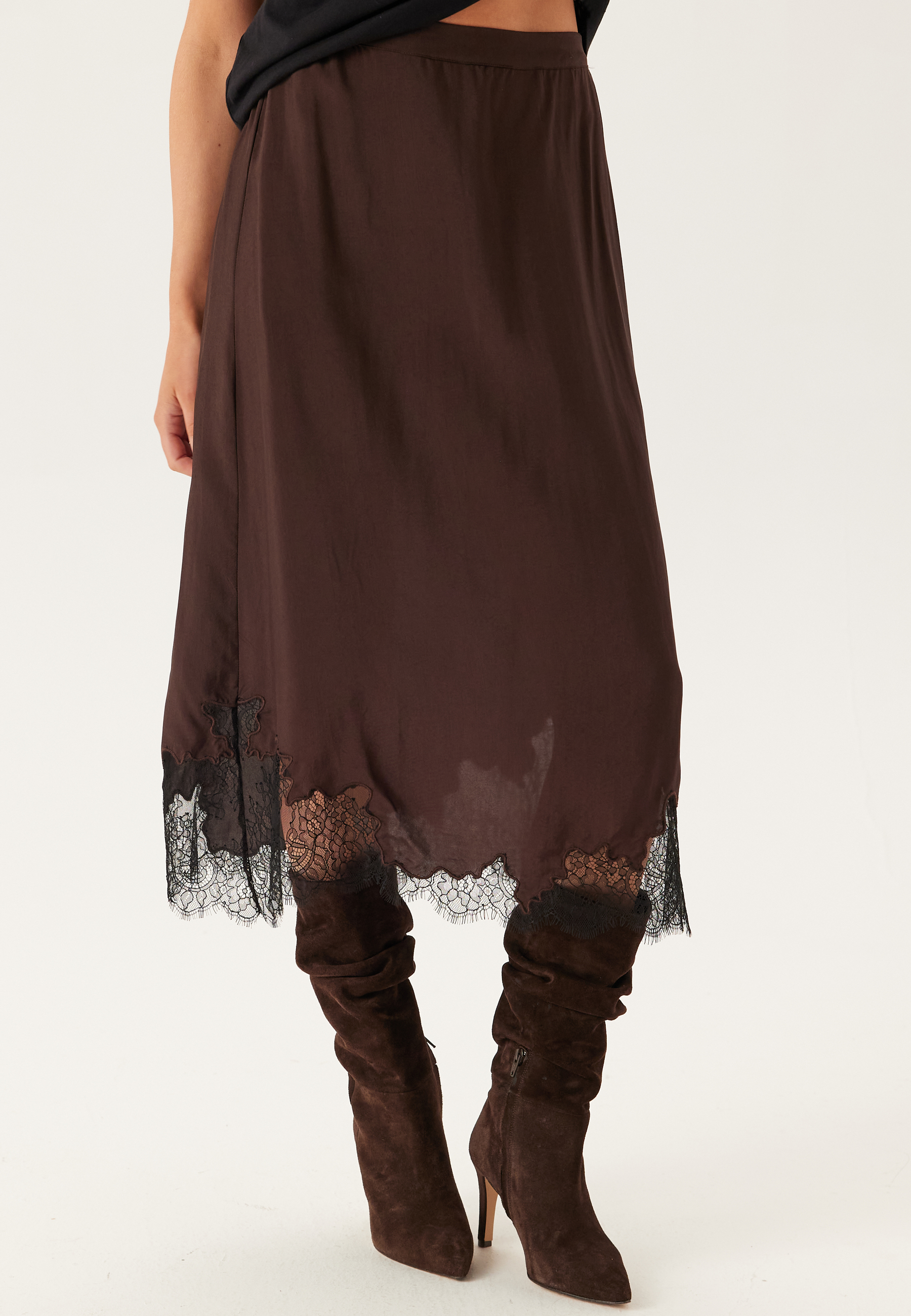Objdalme Mw Long Lace Skirt