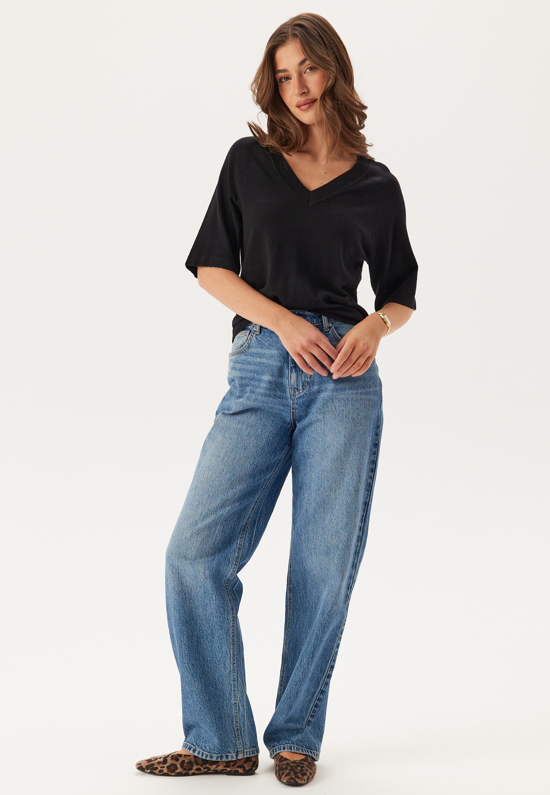Objthess 2/4 LO V-NECK KNIT 2