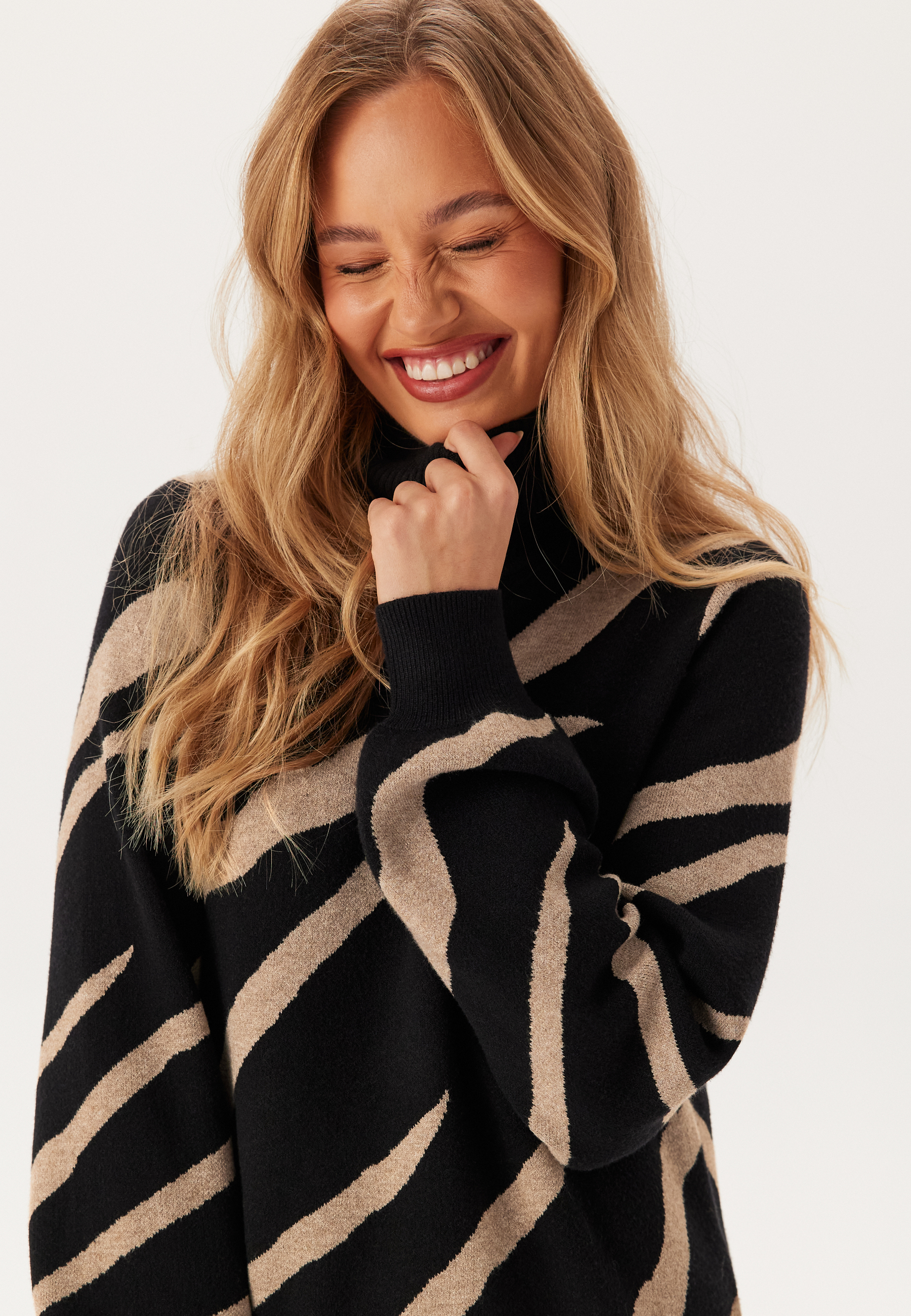 Objray L/S Knit Rollneck Dress 15