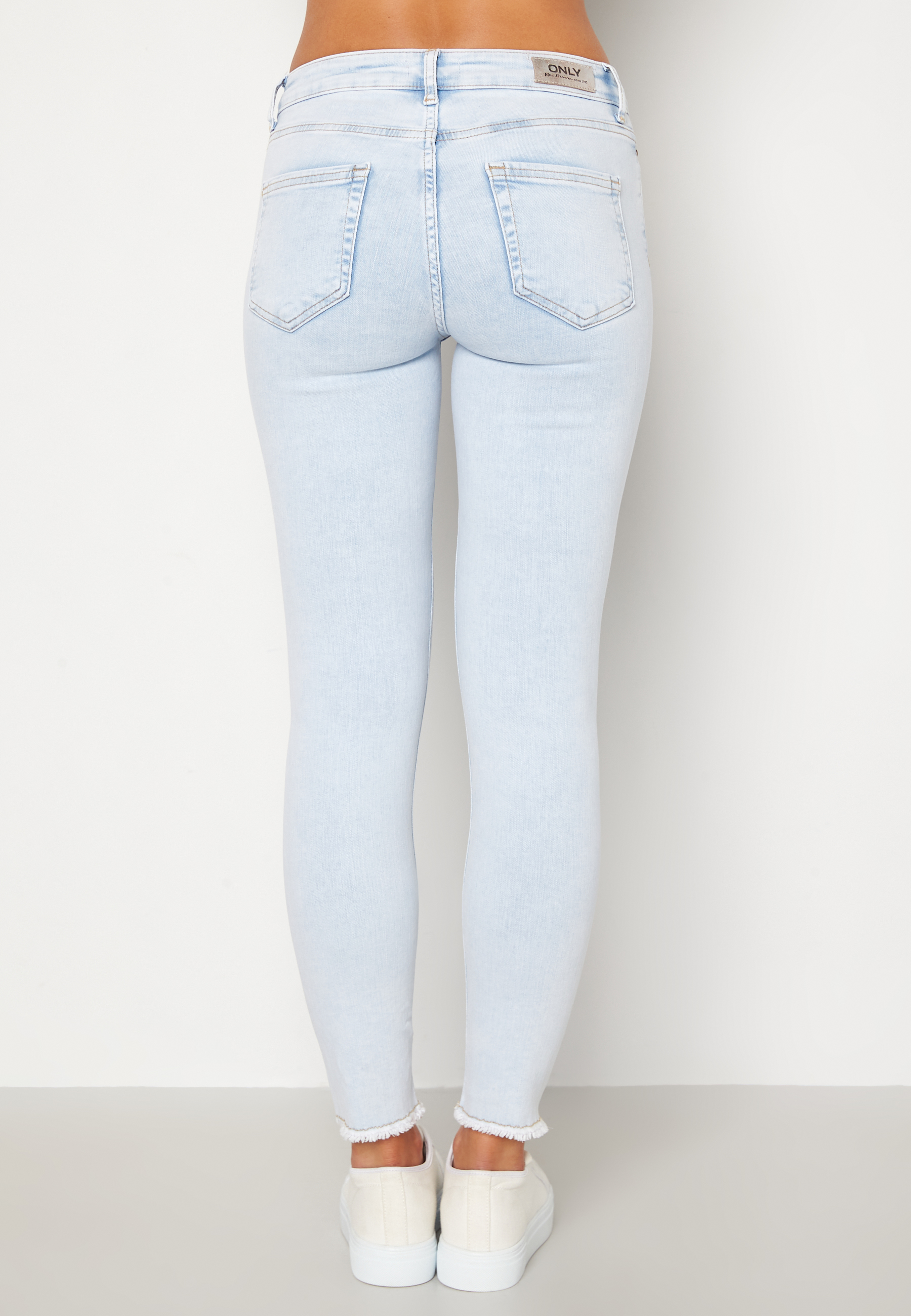 Blush Life Mid Jeans