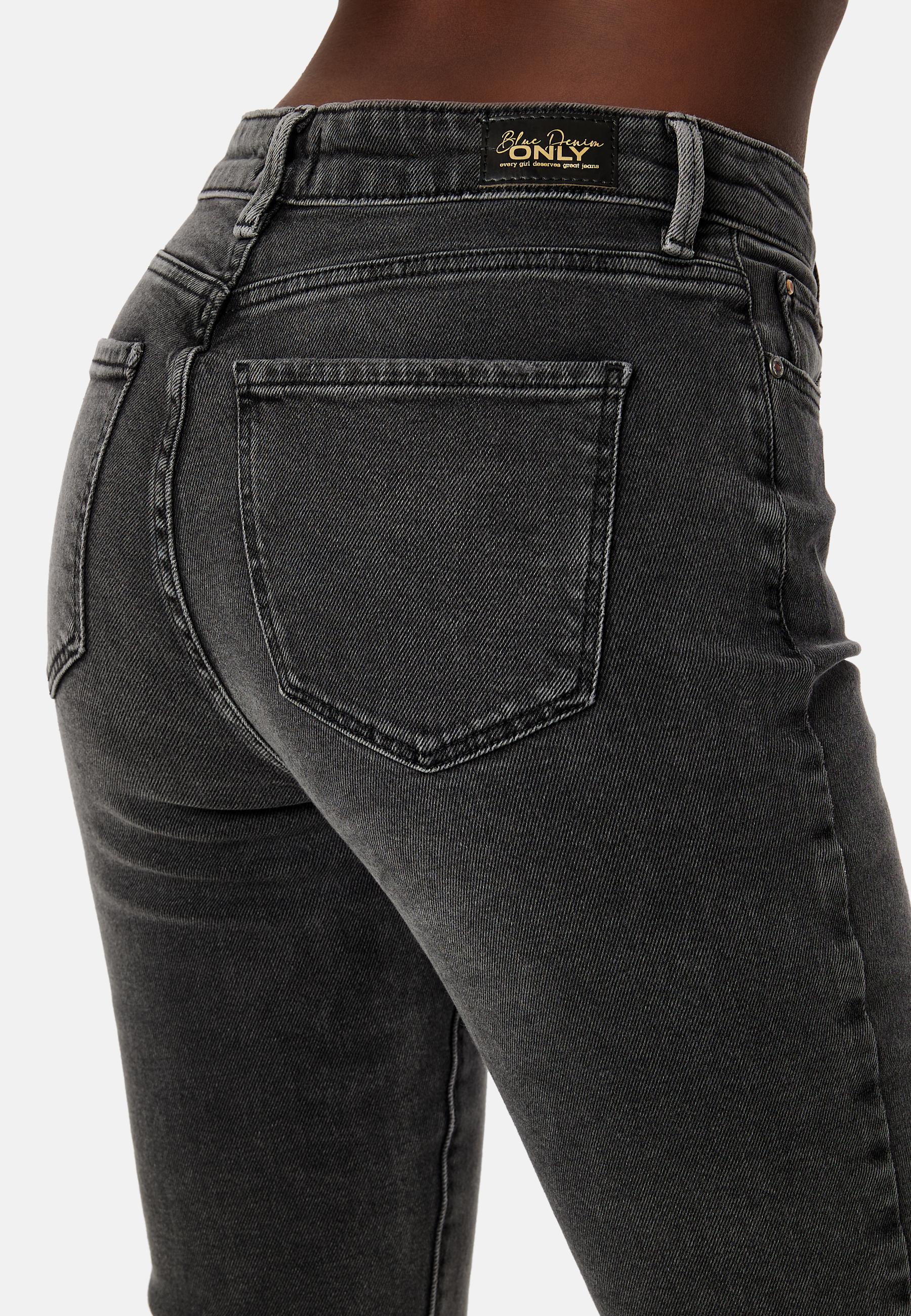 Onlemily Stretch HW Jeans 4