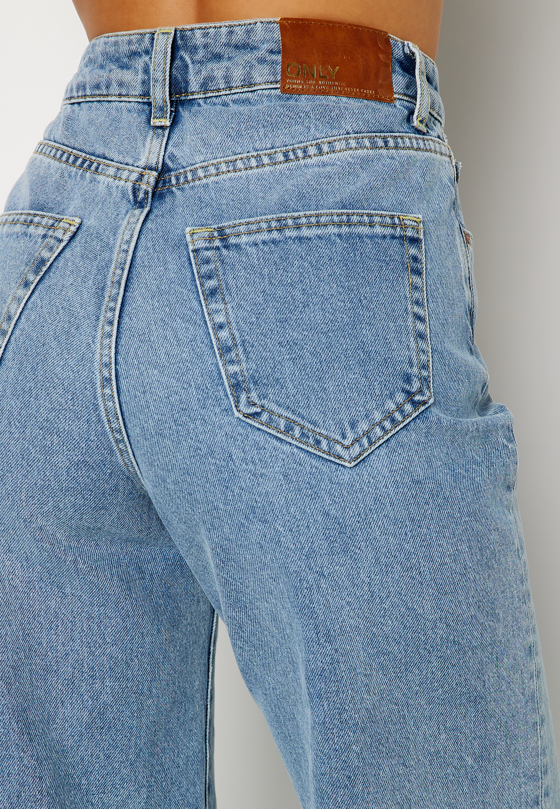 Hope Wide Denim Jeans 4