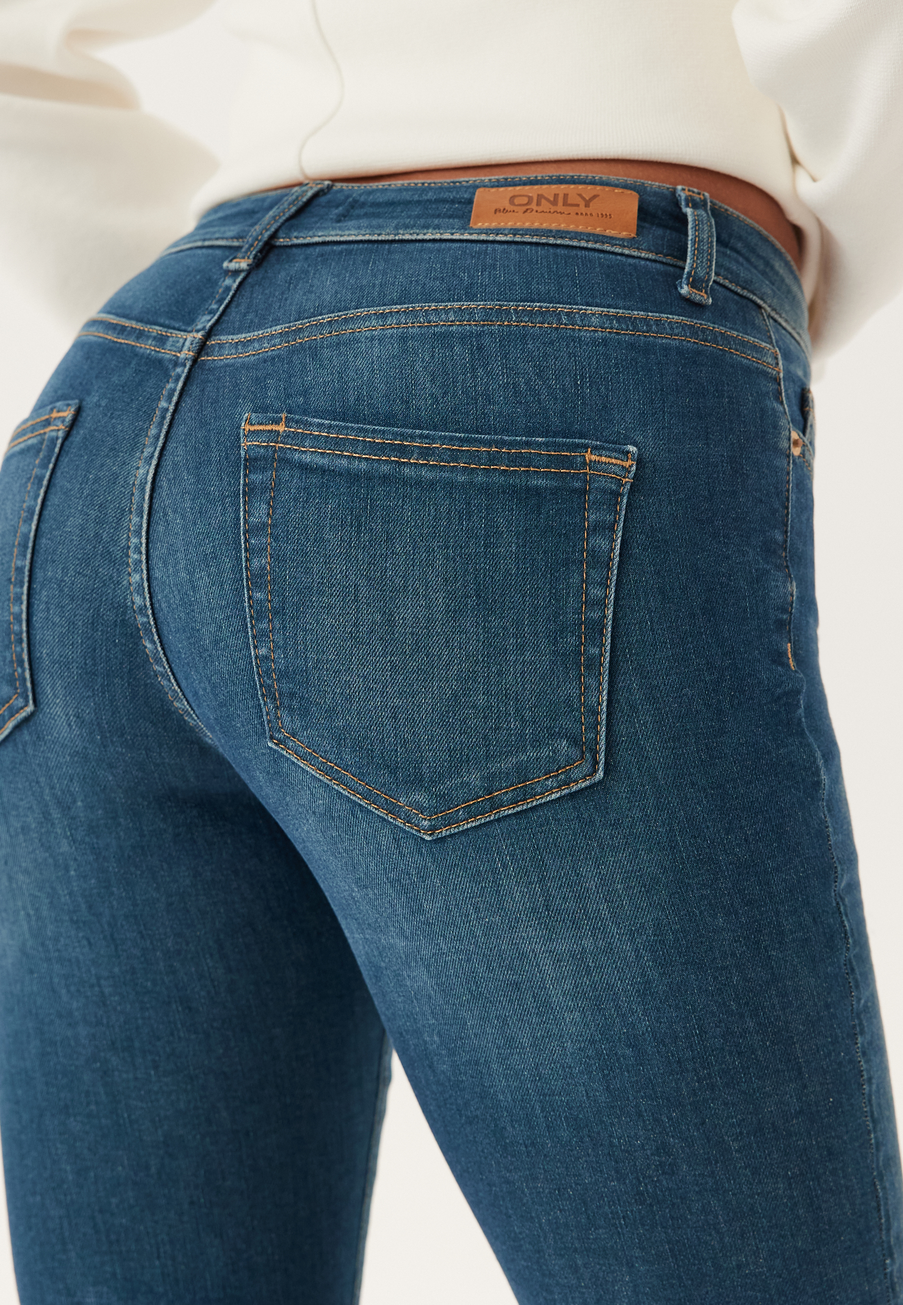 Onlblush Mid Flared Dnm Rea260 3