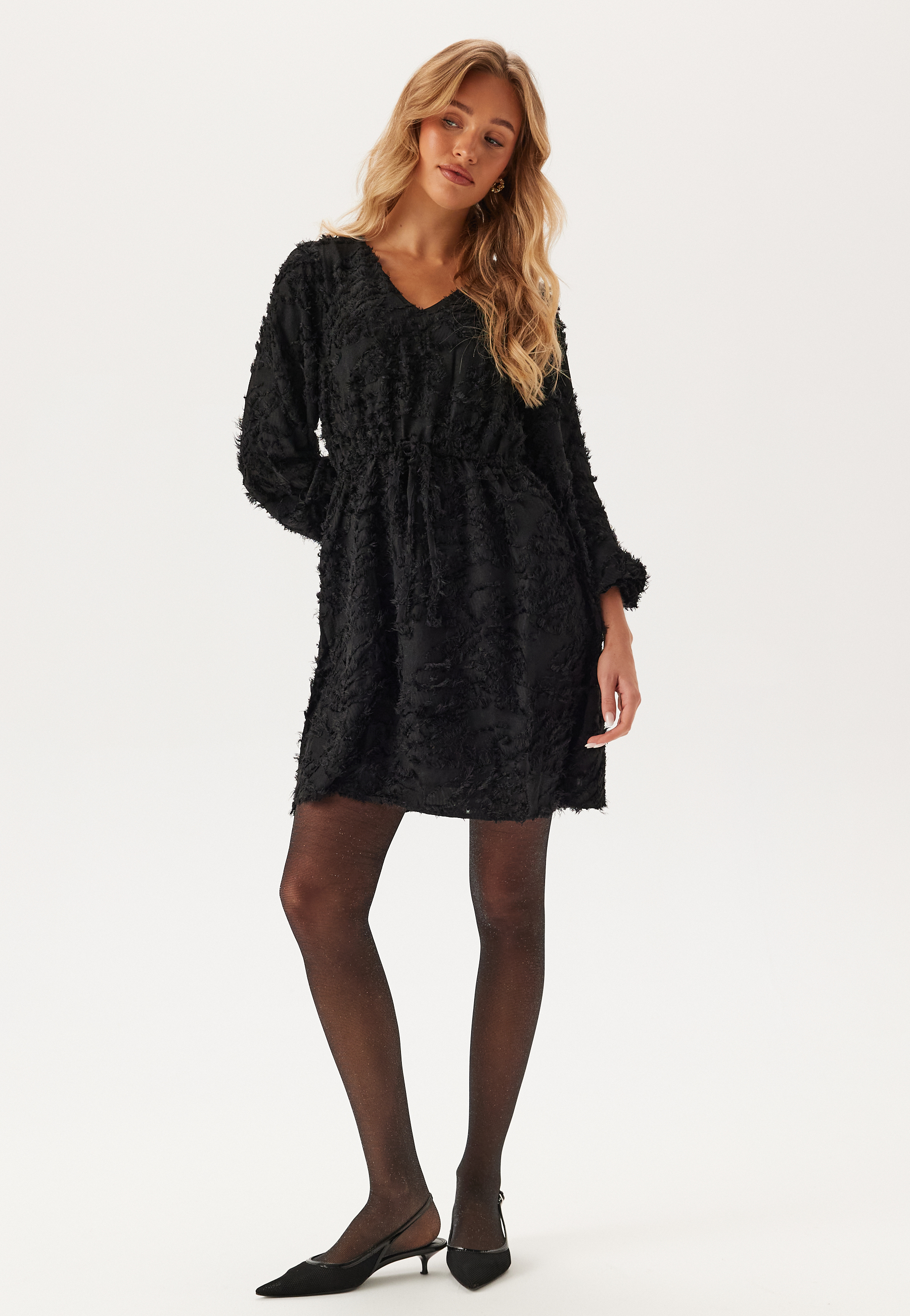 Onlcammie L/S V-NECK FRILL DRE 3