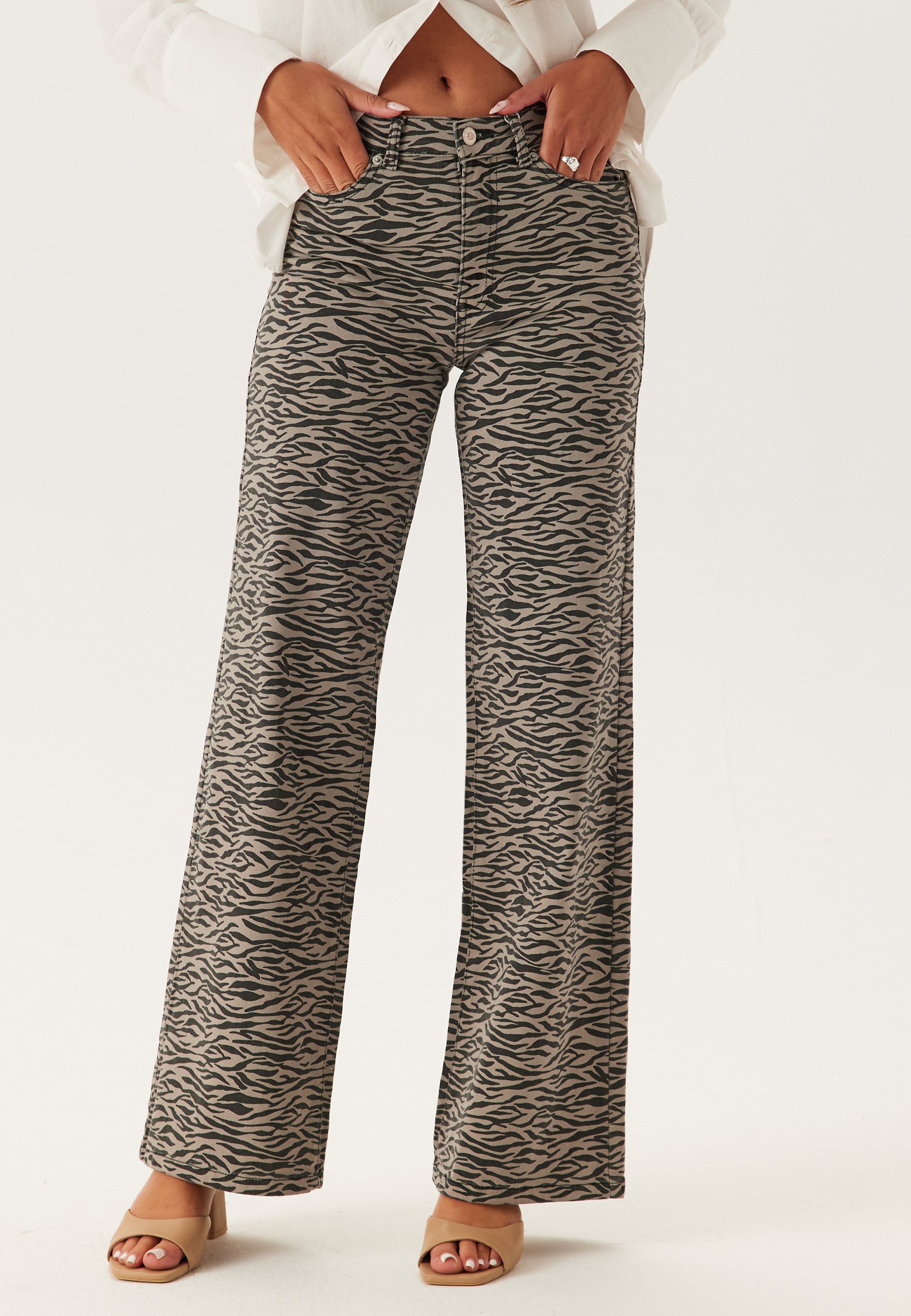 Onlmadison Hw Wide Animal Pant 3