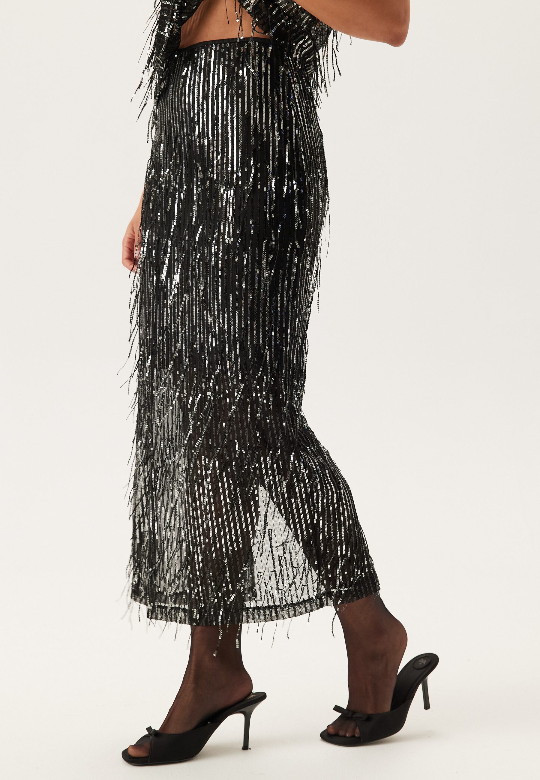 Onlspacy Hw Long Sequins Skirt 1