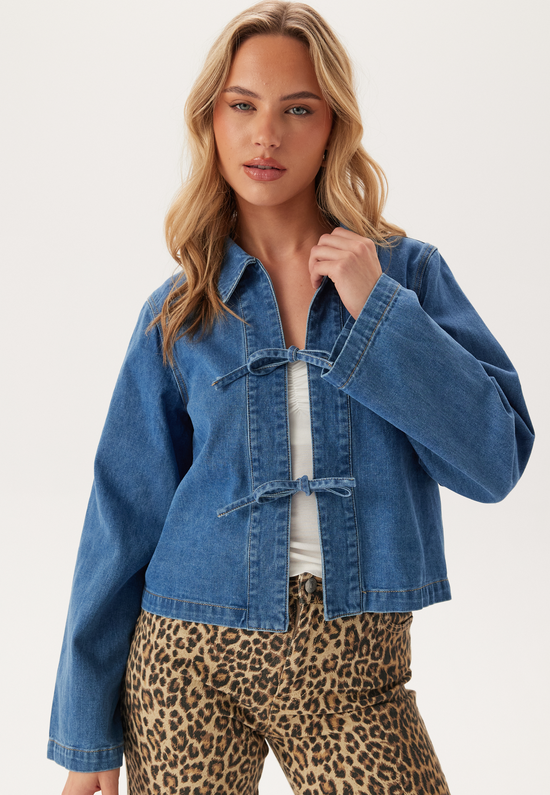 Onlthora Ls Bow Shirt Dnm