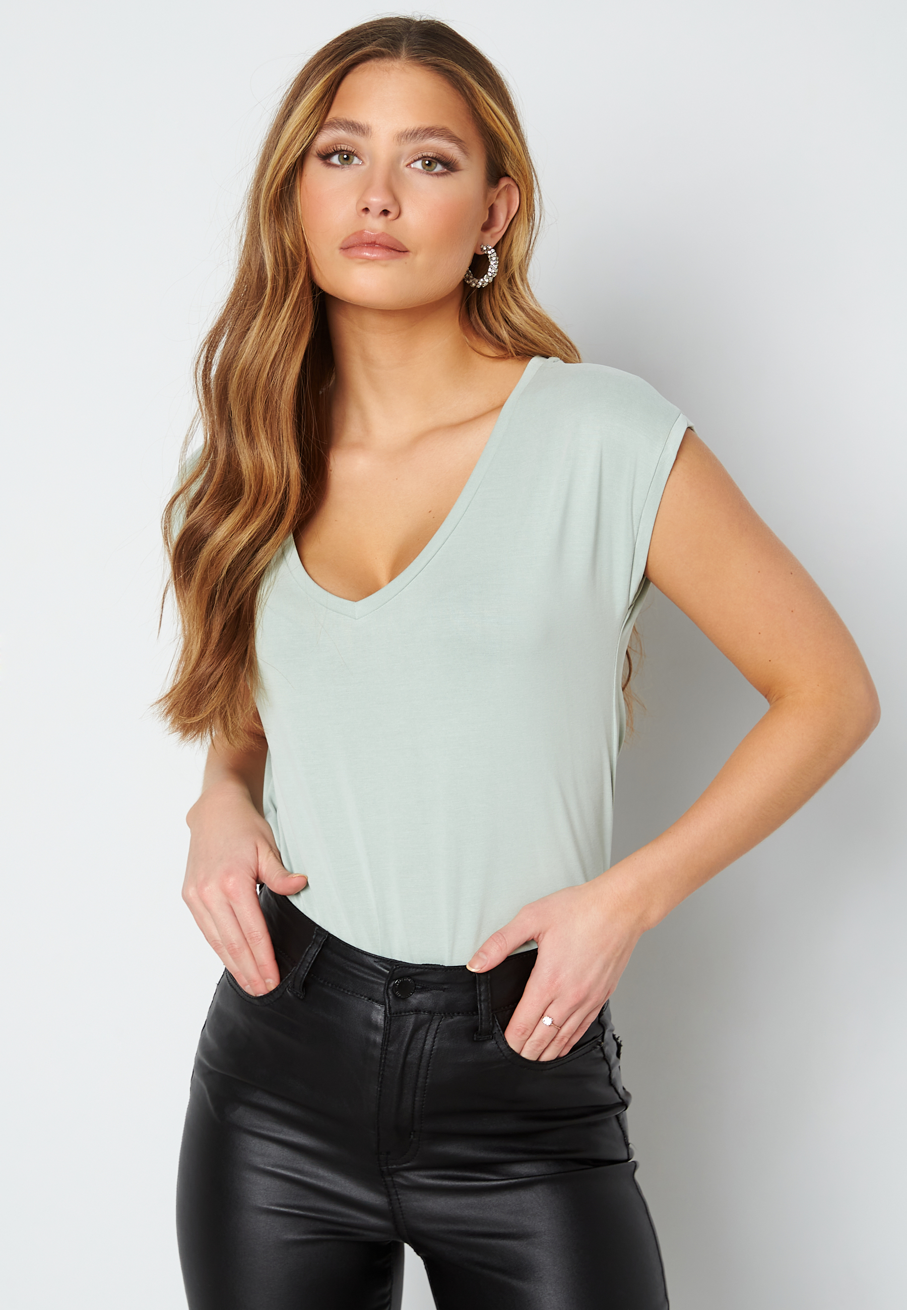 Pckamala Tee