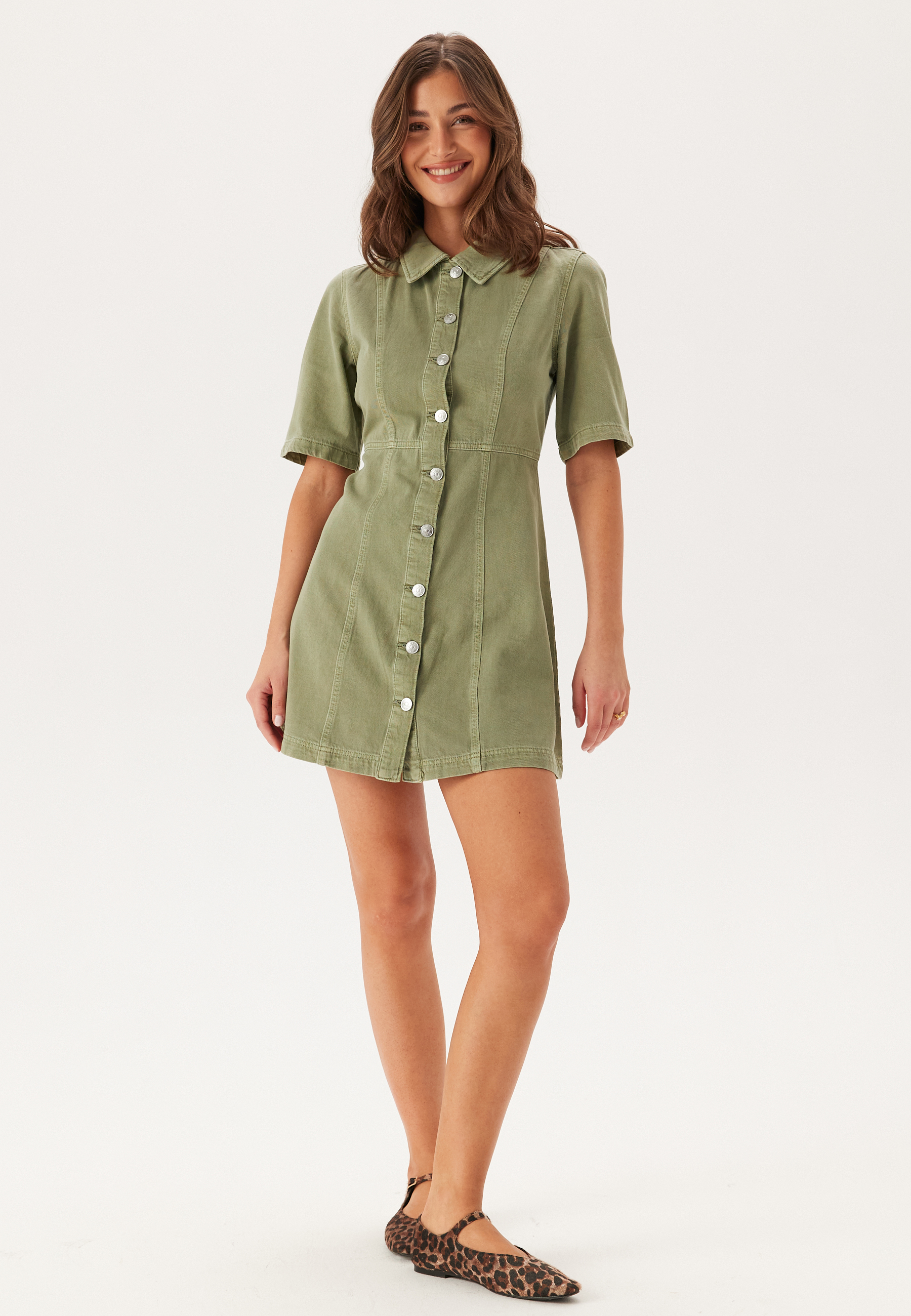 Onlsilla 2/4 SHORT BUTTON DRES 2