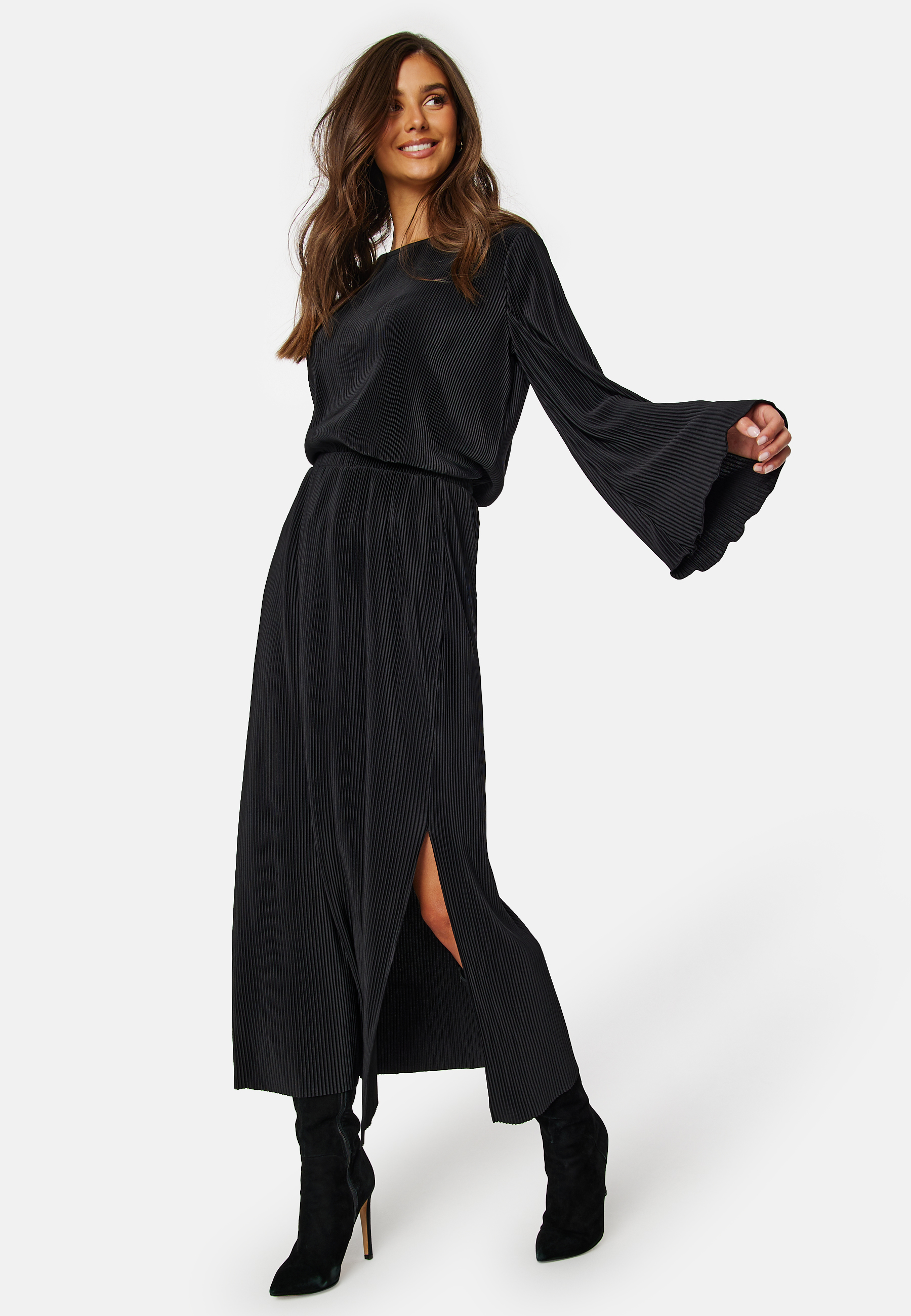 Ossa LS O-Neck Wide Sleeve Top 2