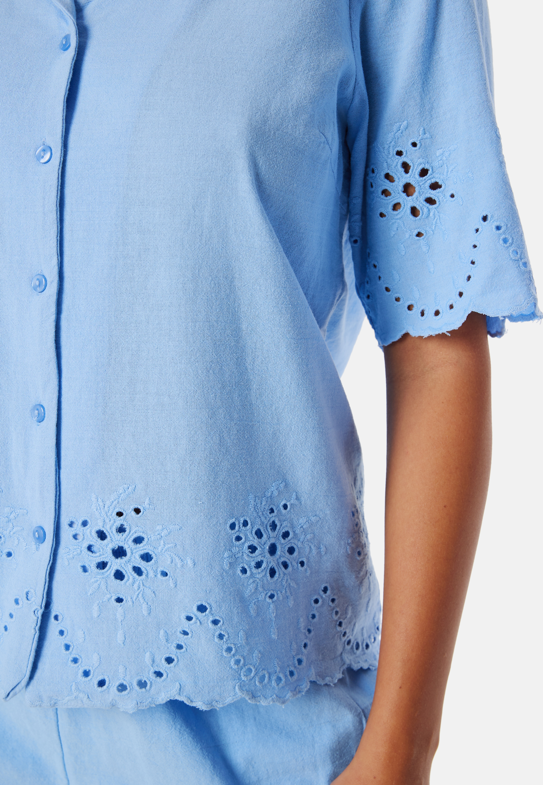 Pcalmina Embroidery Shirt 3