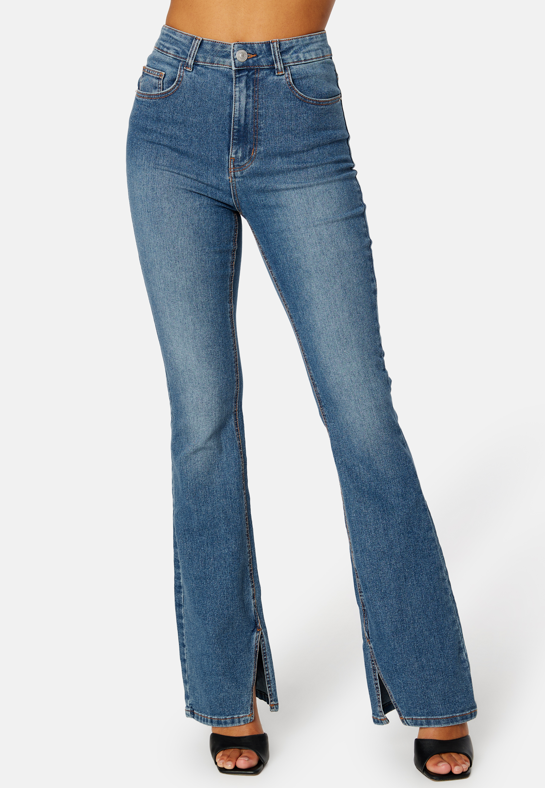 Peggy HW Flared Slit Jeans 3