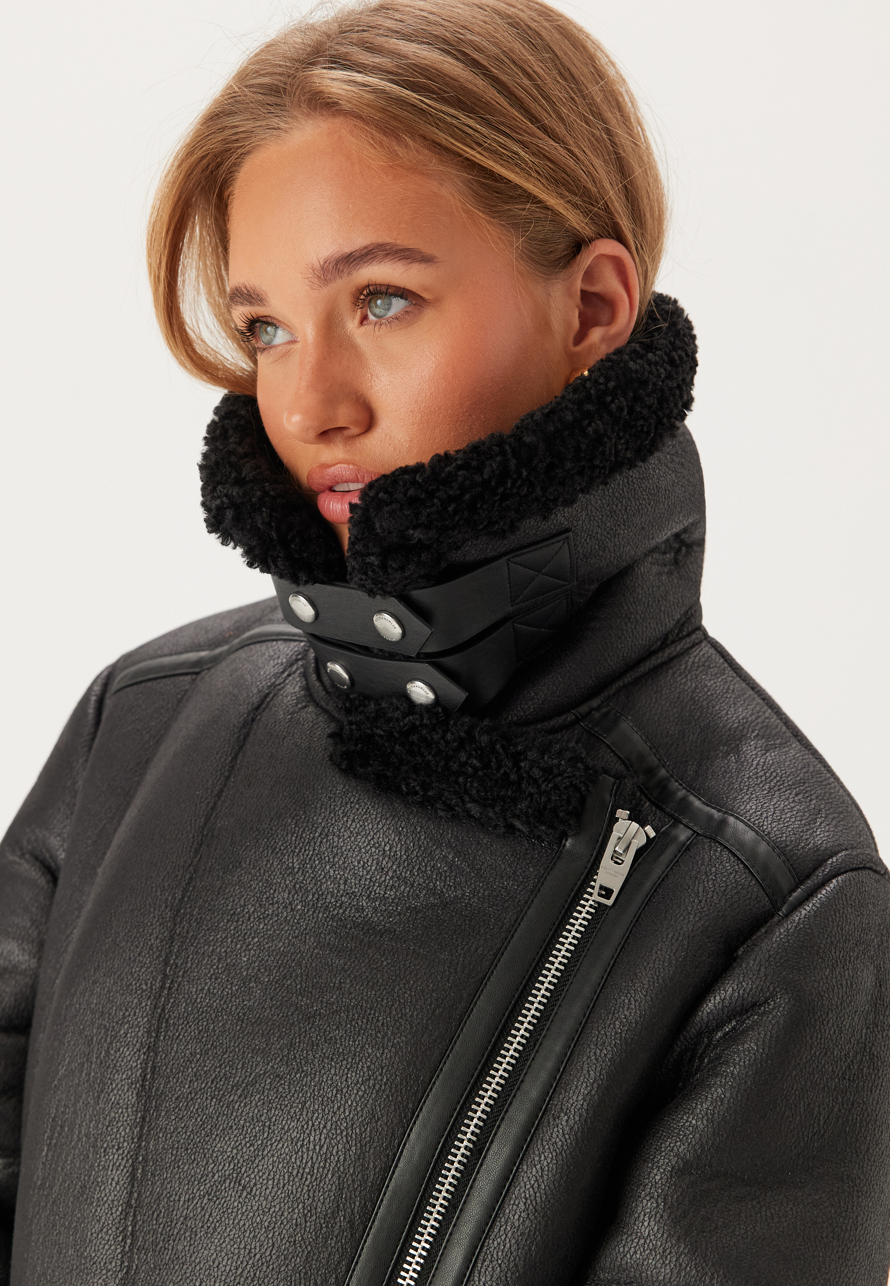 Delia Coat 3