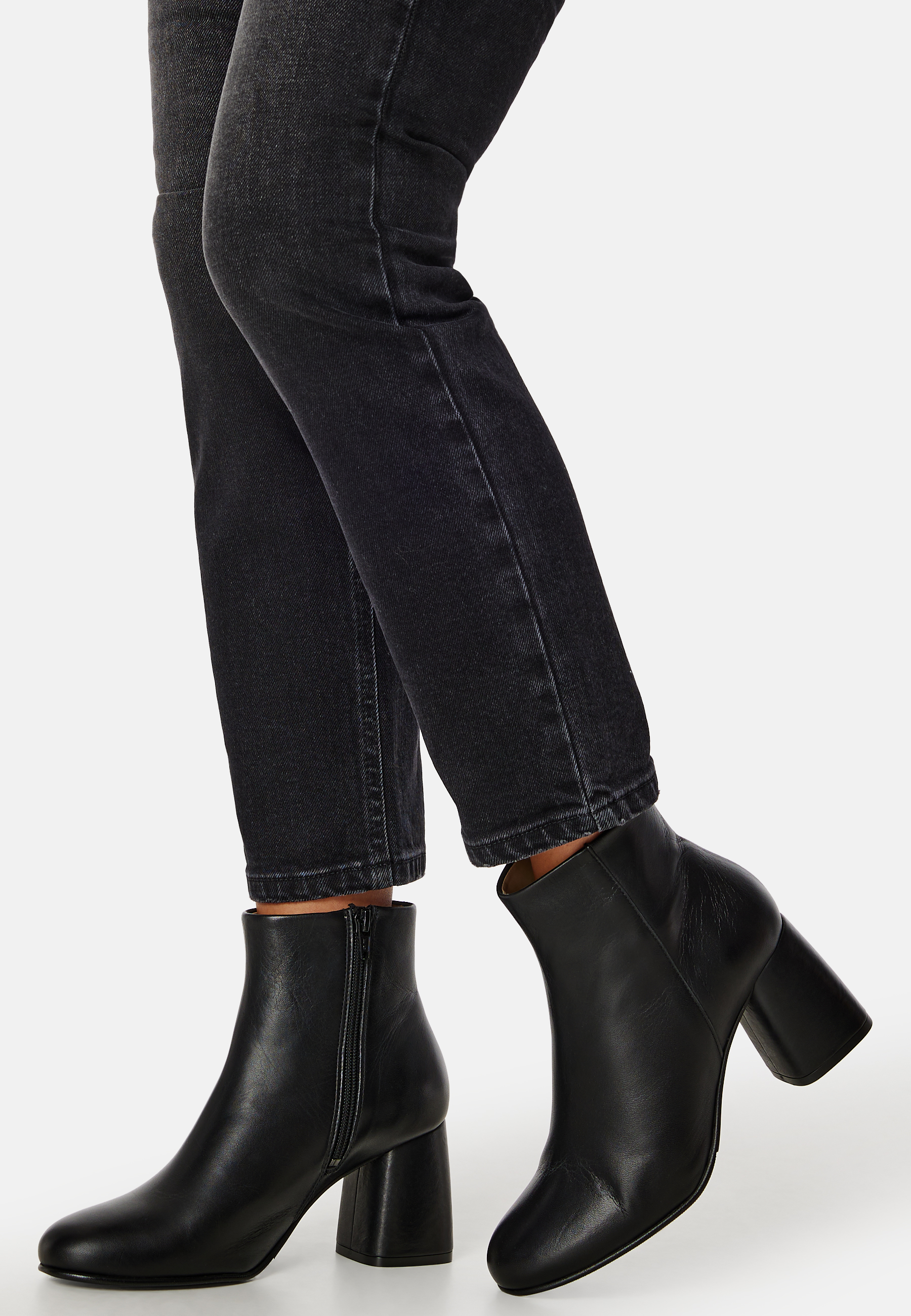 Alva Leather Boot